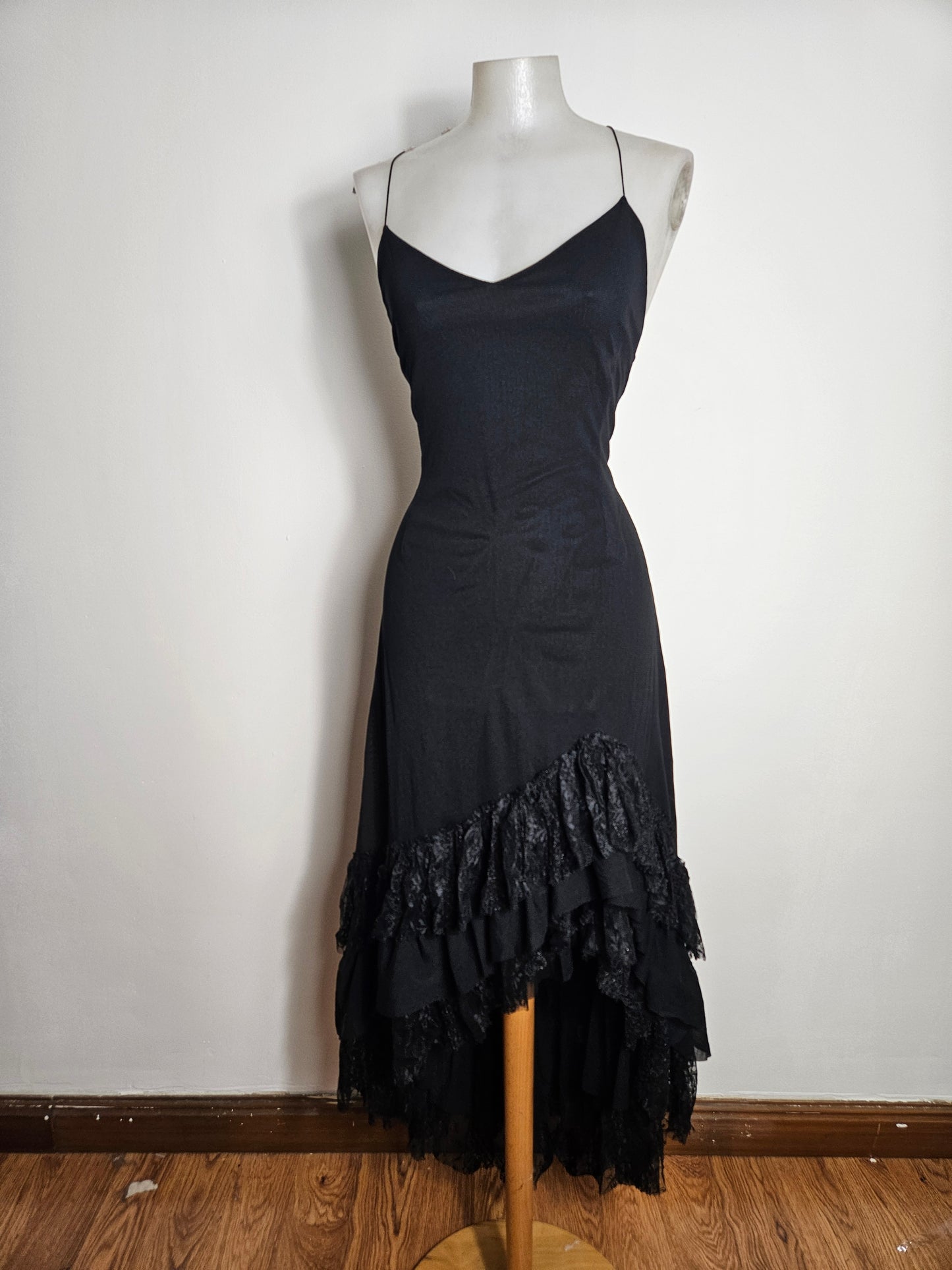 Long black backless dress