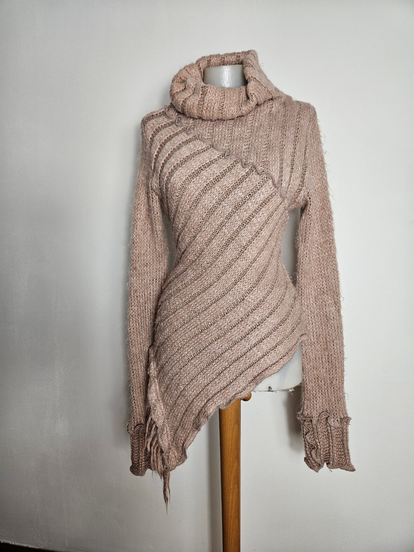 Pull asymétrique Zone Bleue