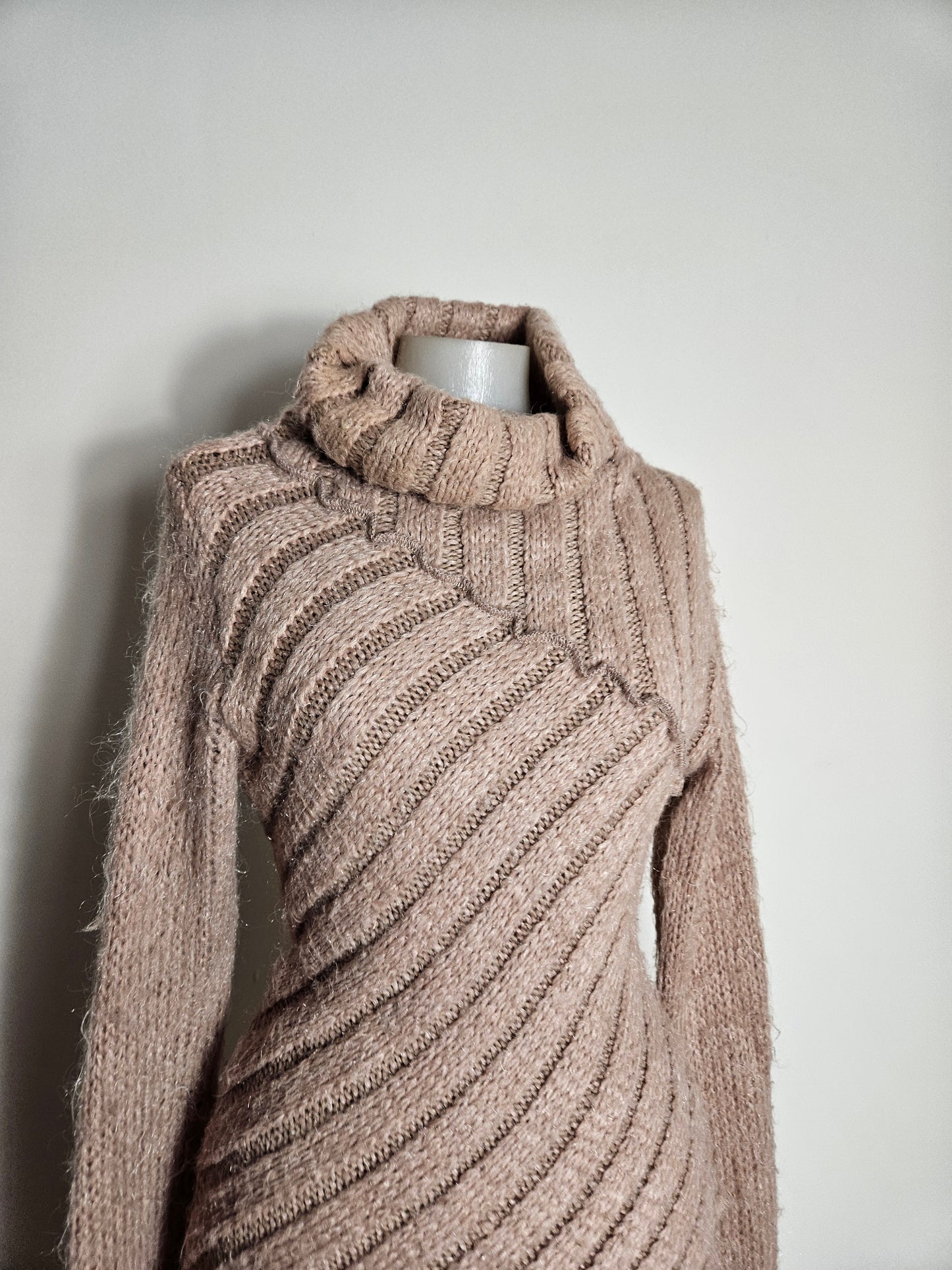 Pull asymétrique Zone Bleue