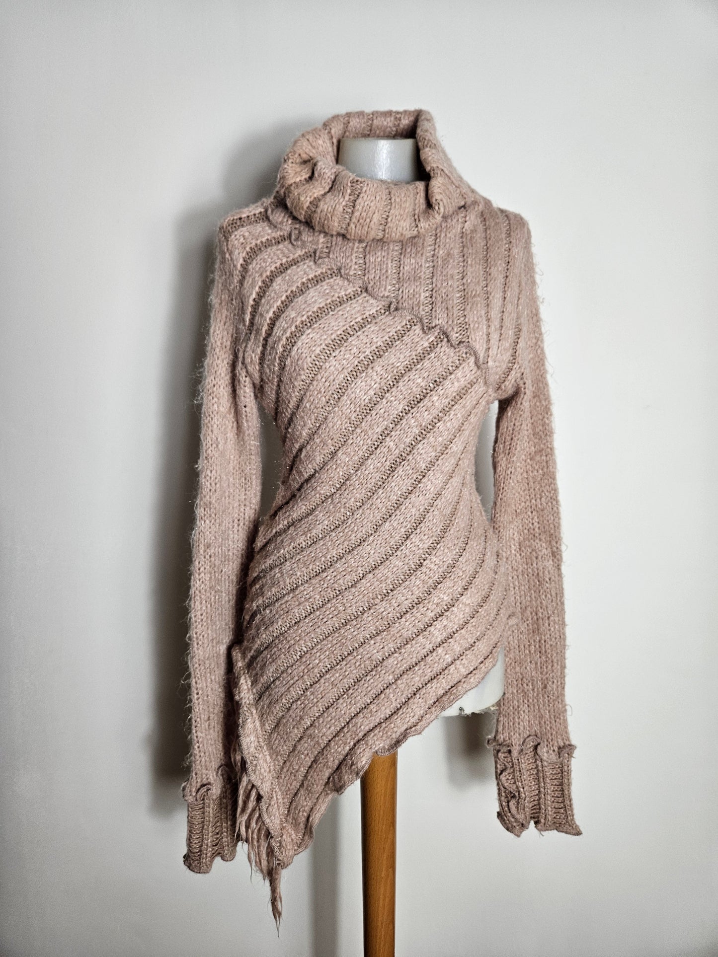 Pull asymétrique Zone Bleue