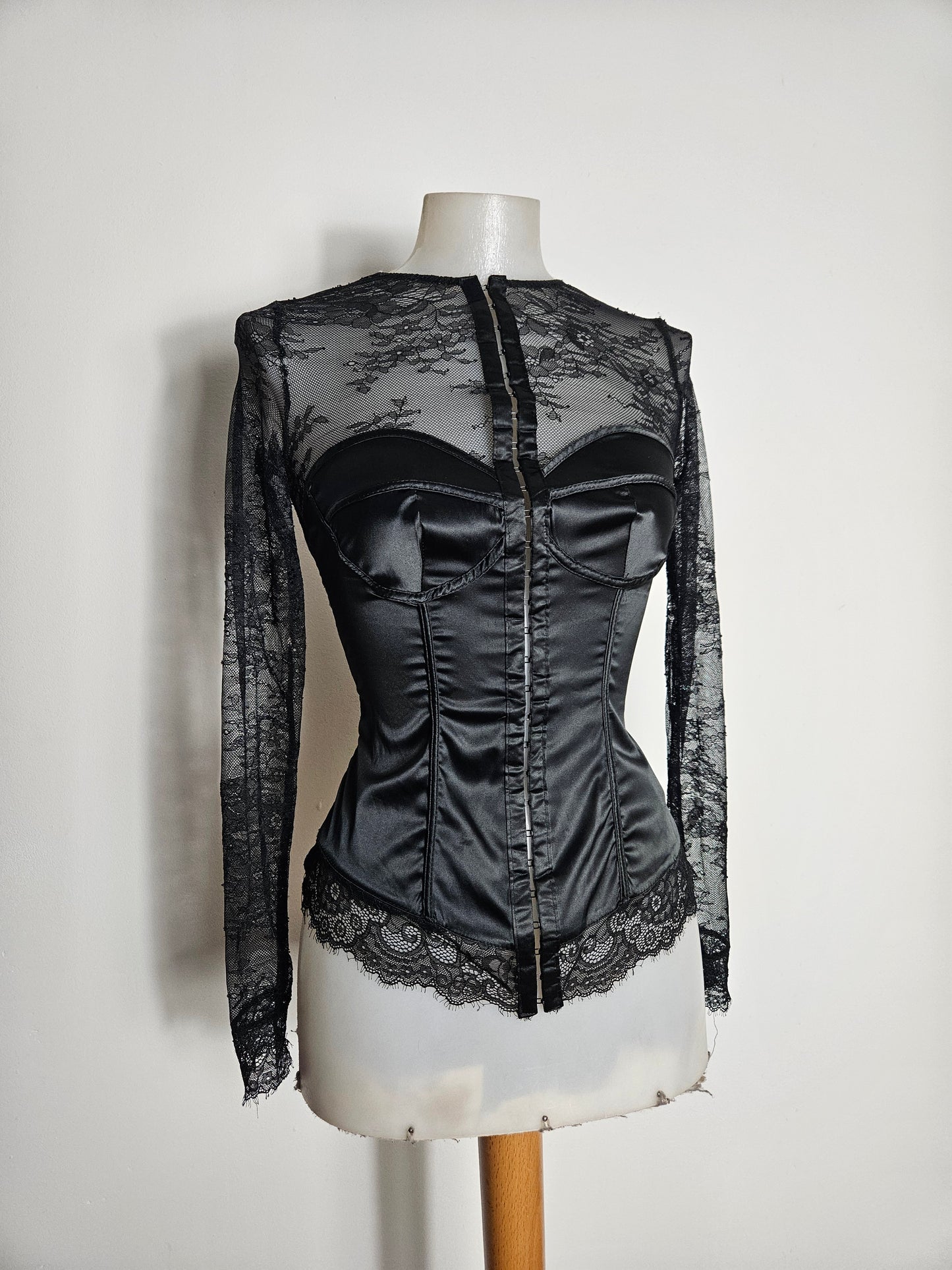 Lace and satin blouse with hook-and-eye closure