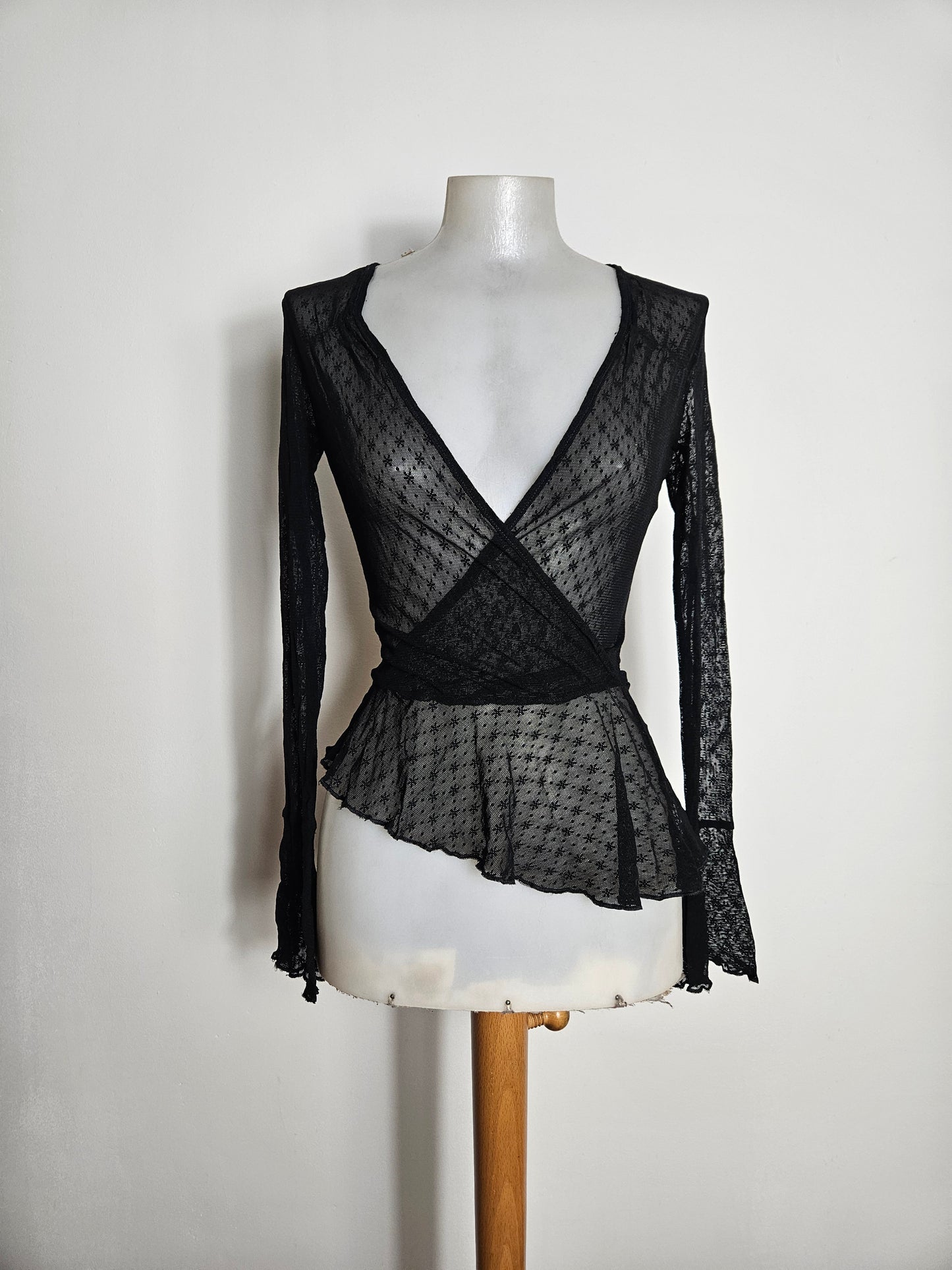 Chemisier esprit cache coeur en voile noir