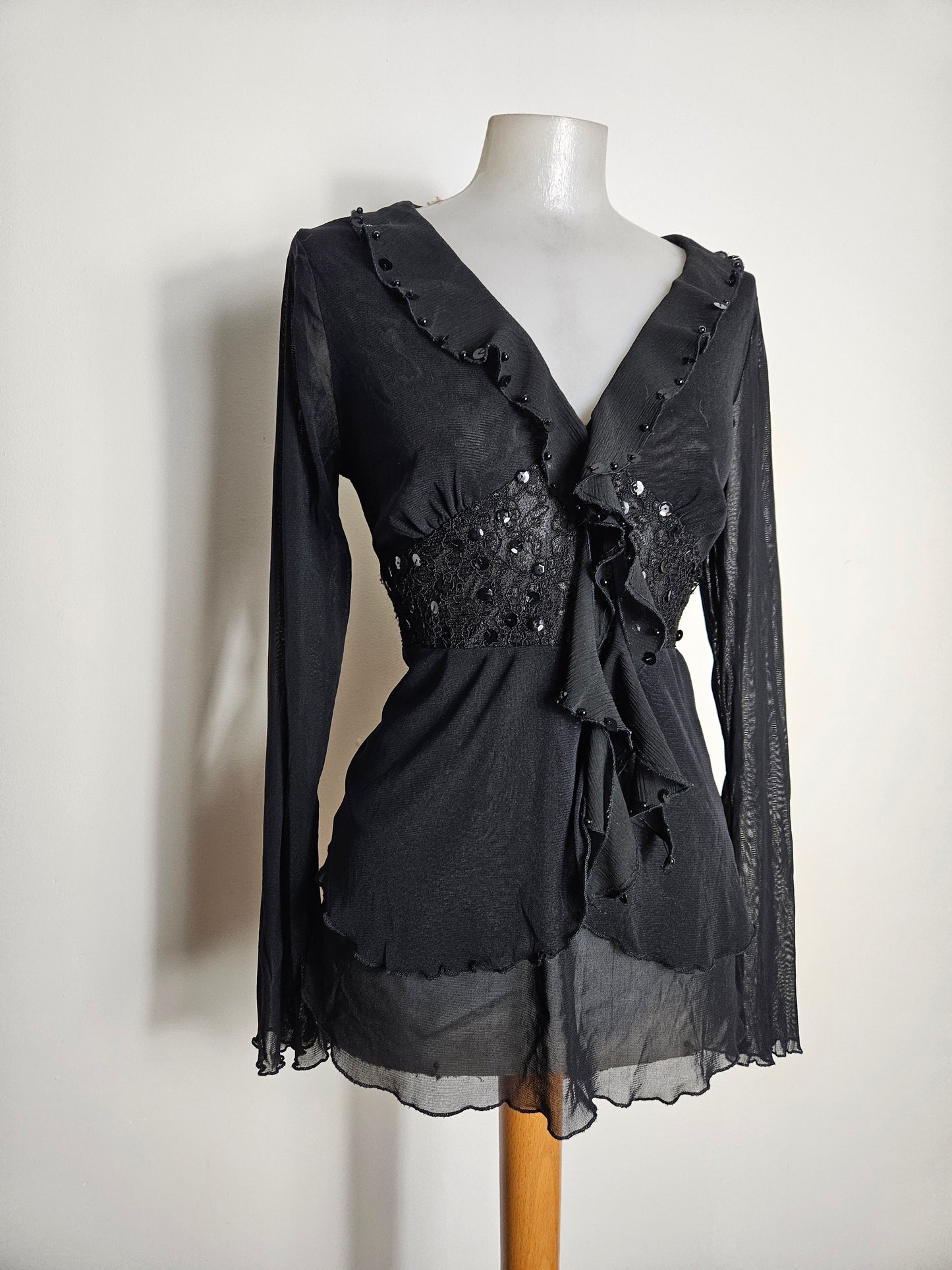 Chemisier en voile et broderies noir