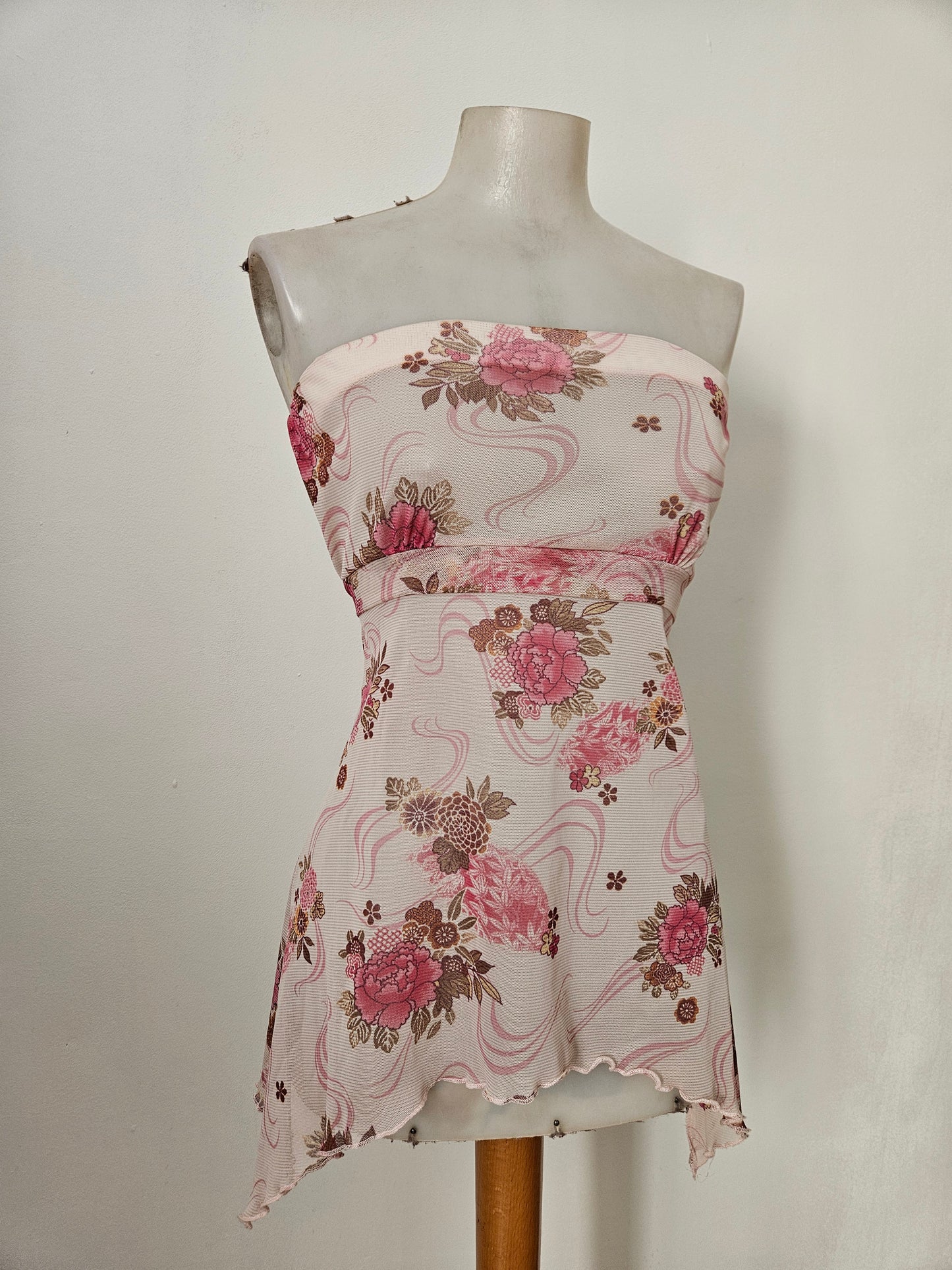 Haut strapless en voile fleuri rose