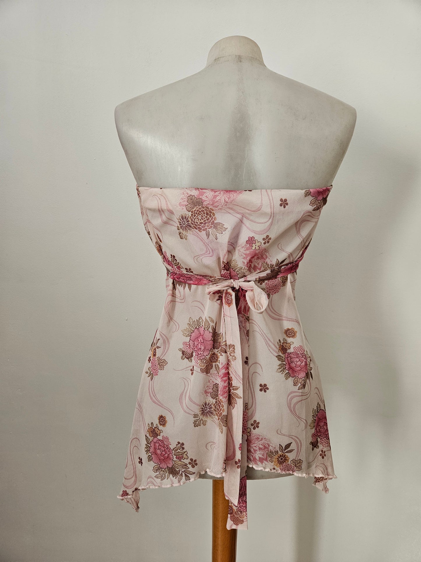 Haut strapless en voile fleuri rose