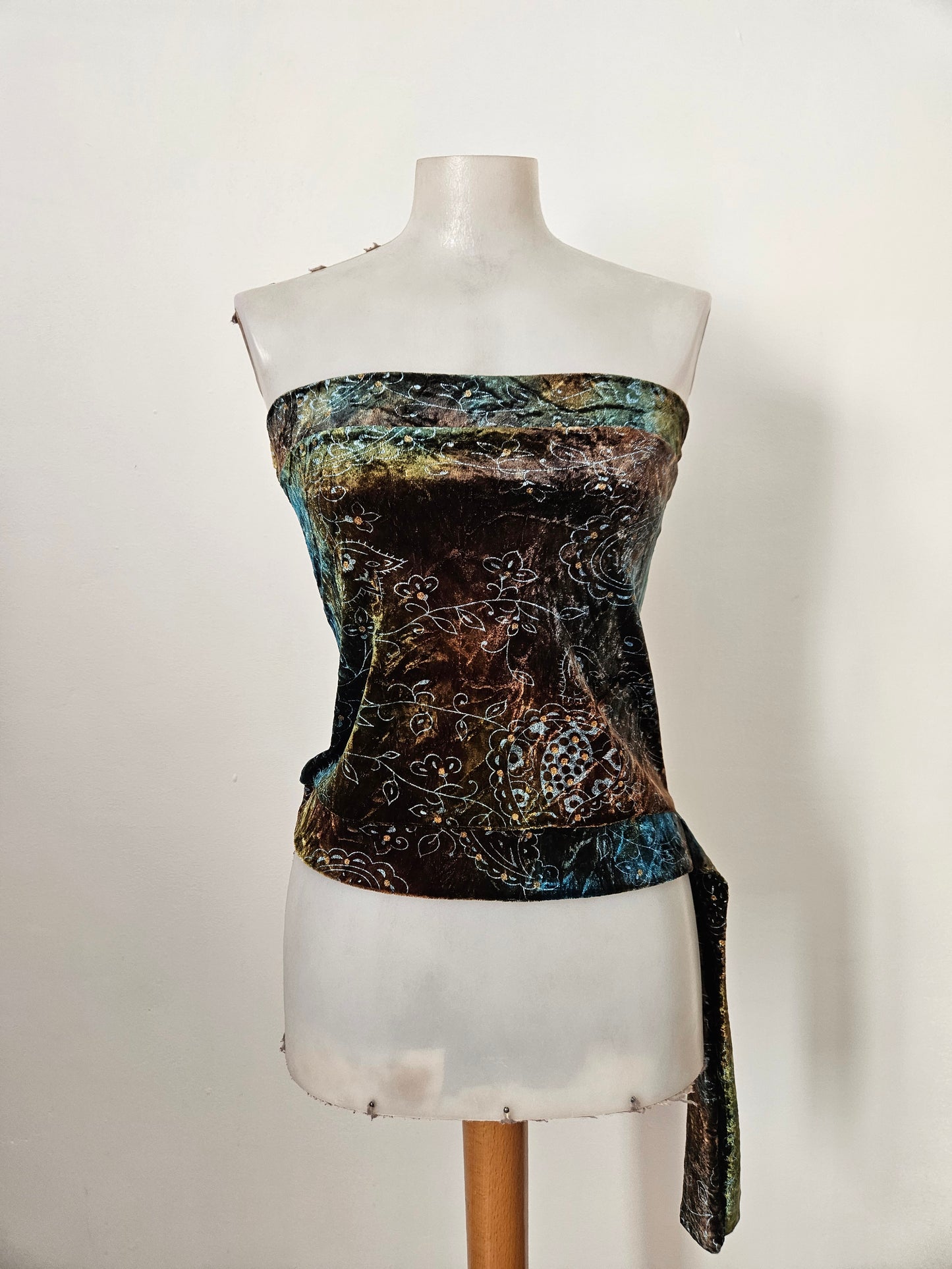 Bustier en velours ras à arabesques