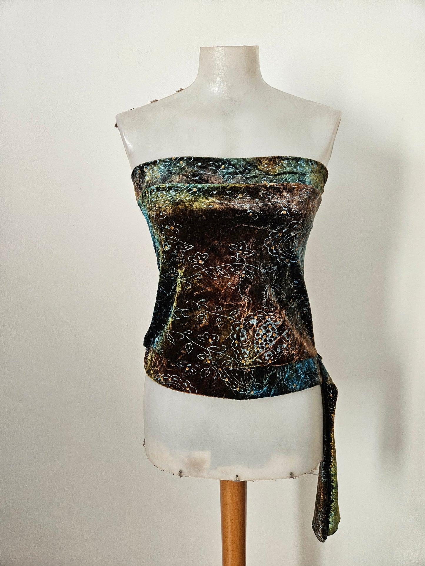 Bustier en velours ras à arabesques