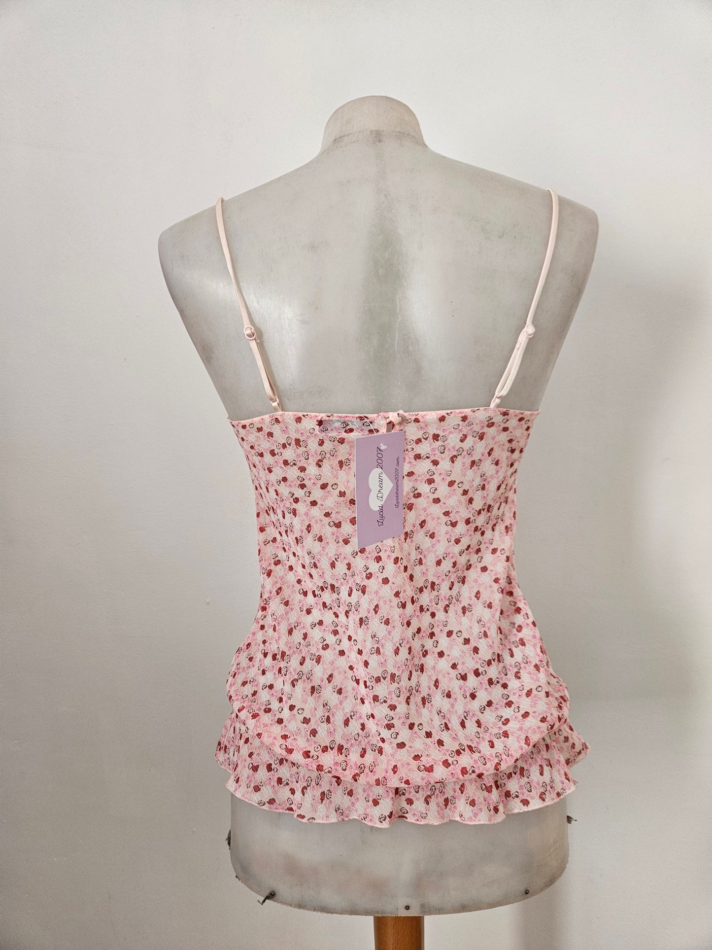 Haut en voile fleuri