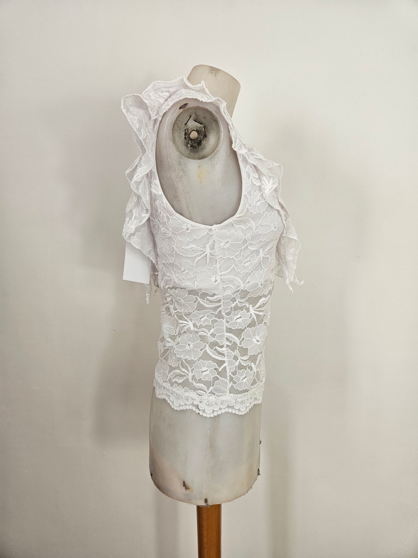 Haut en dentelle blanc