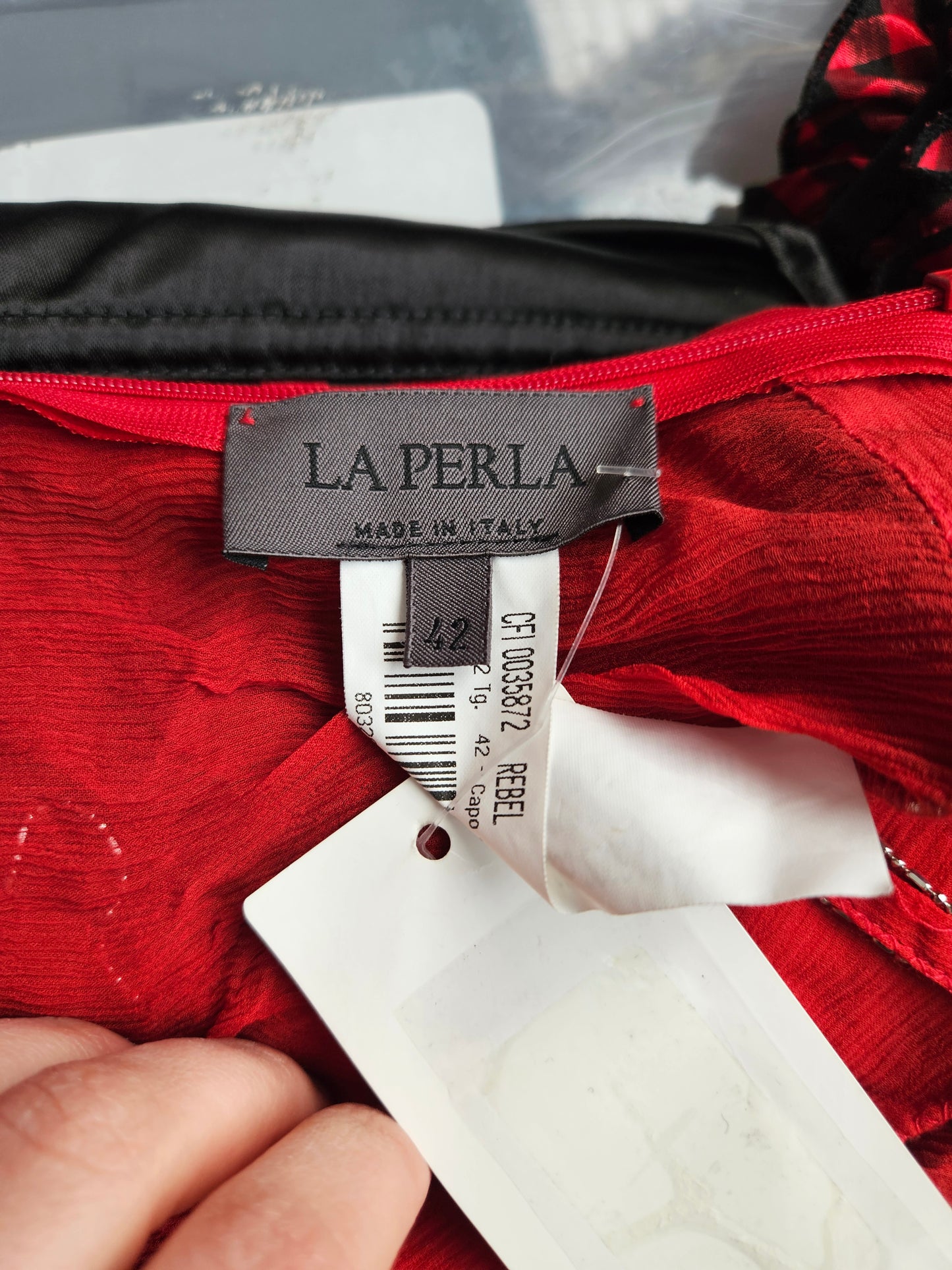 High La Perla in sail