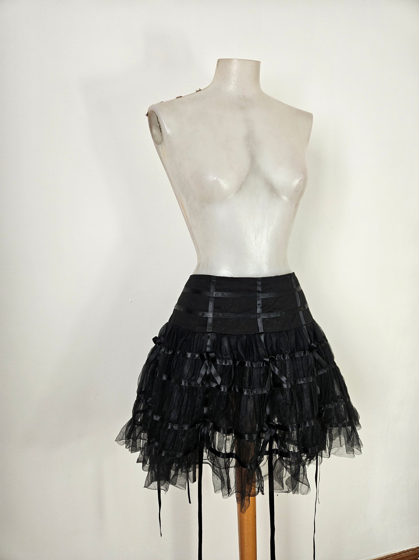 Mini jupe volants et ruban Hell Bunny