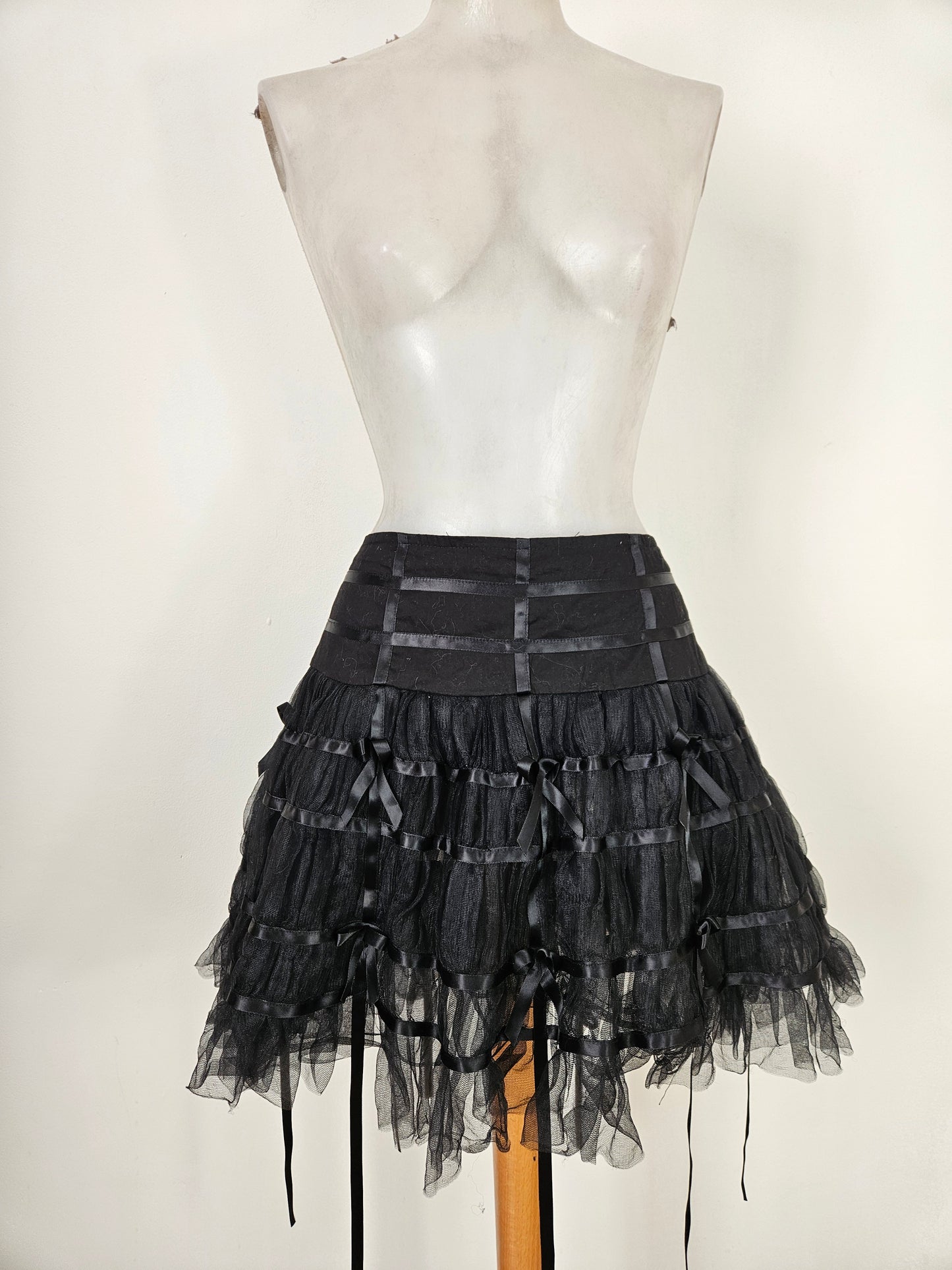 Mini jupe volants et ruban Hell Bunny