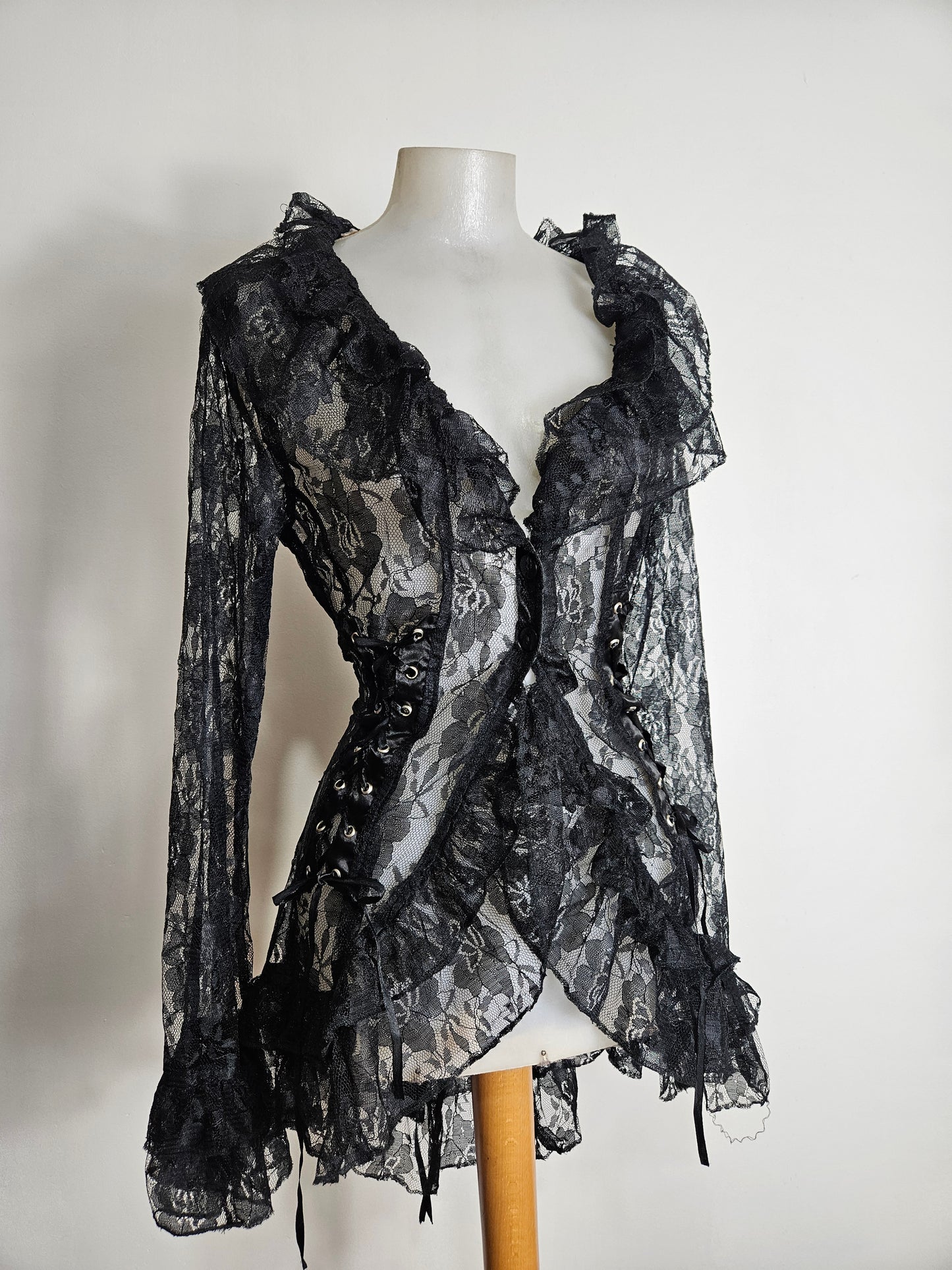 Chemisier en dentelle à laçage