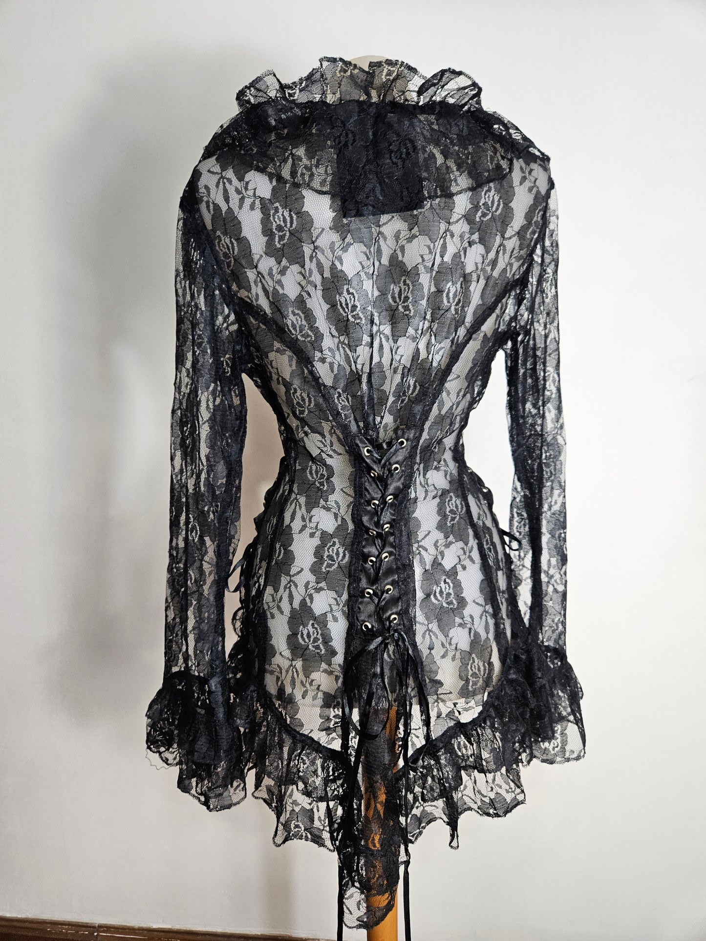 Chemisier en dentelle à laçage