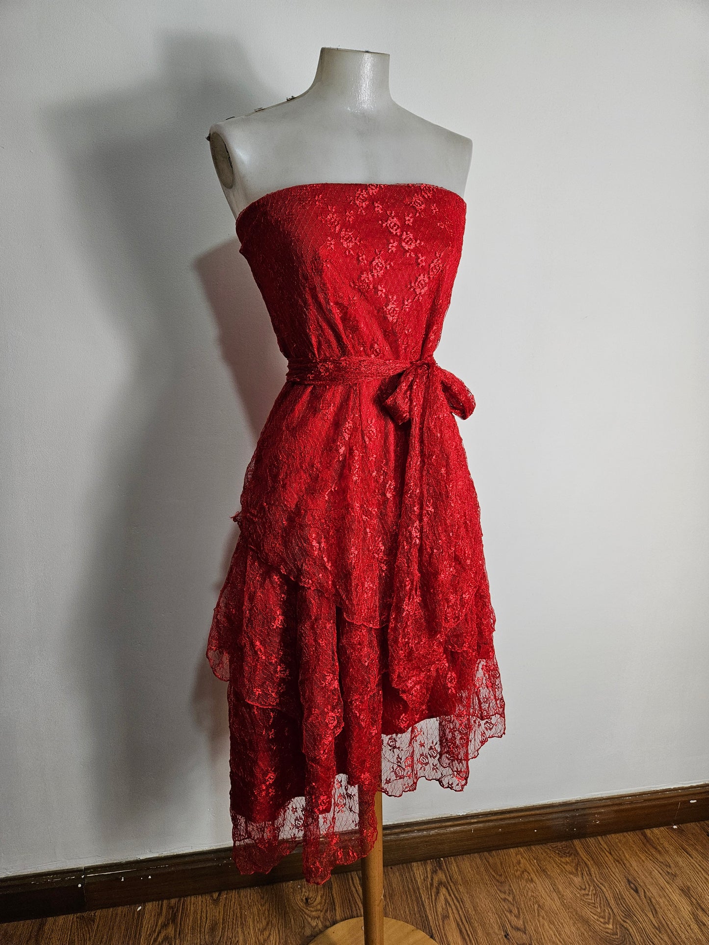 Red lace strapless dress
