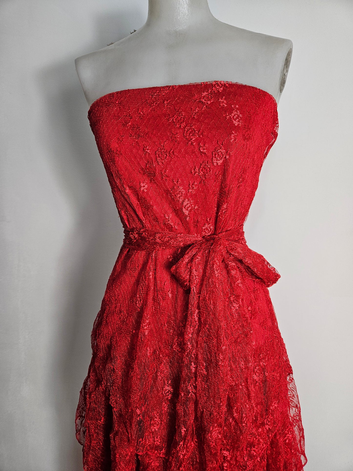 Red lace strapless dress
