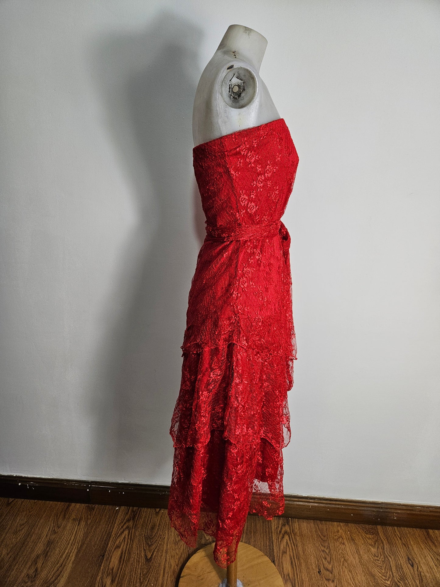 Red lace strapless dress