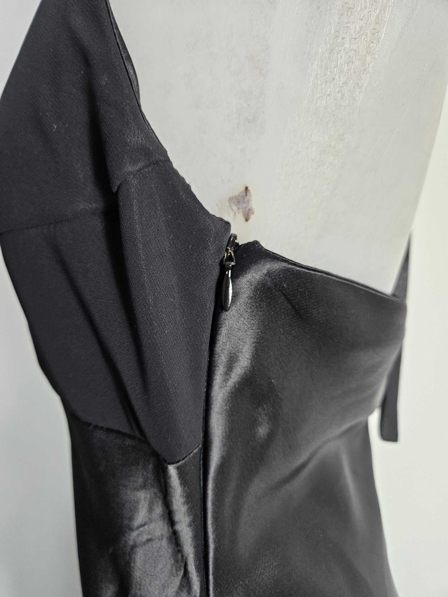 Robe dos nu noir bi matière