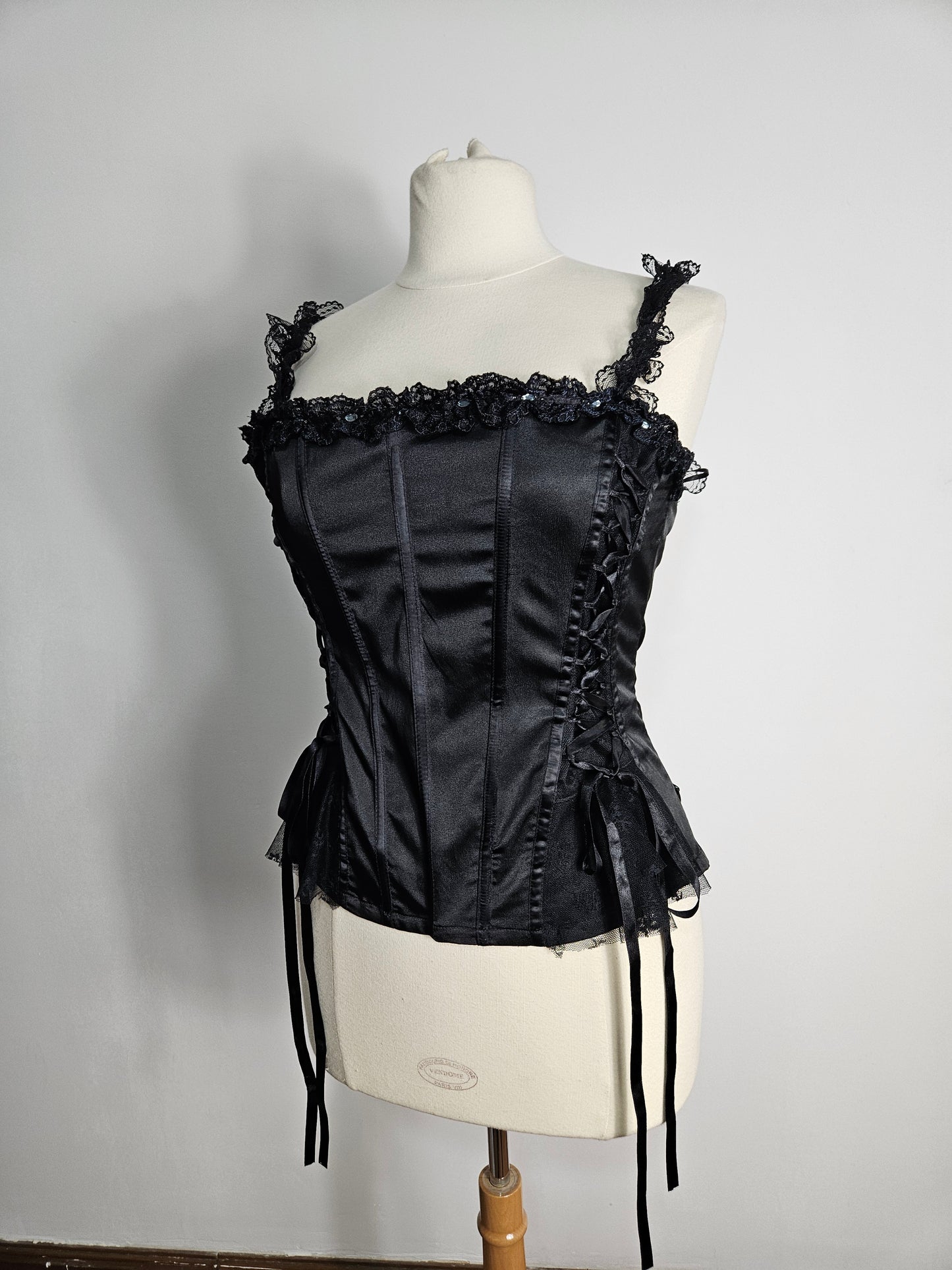 Haut esprit corset satiné noir