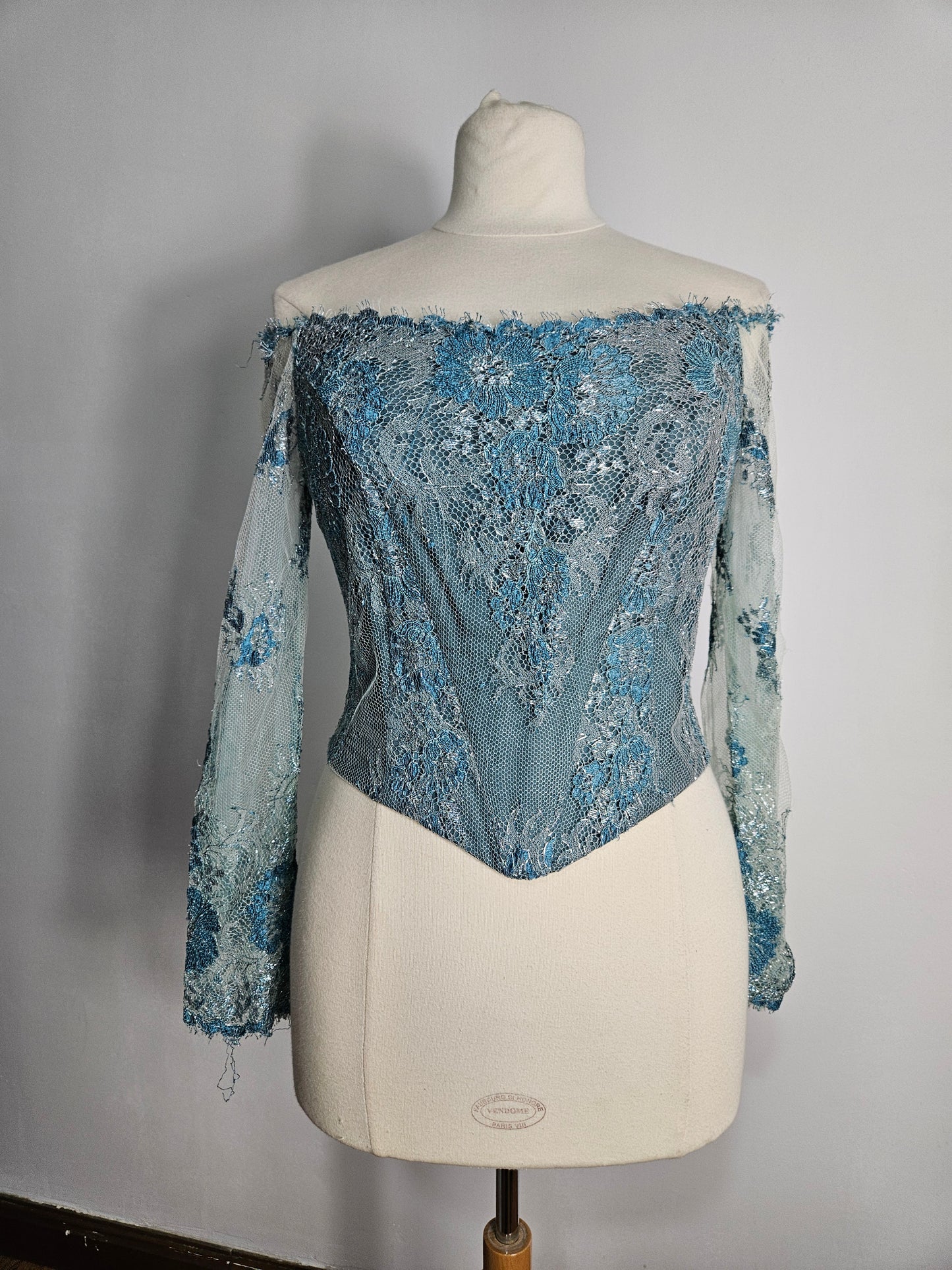 Bustier en dentelle bleu