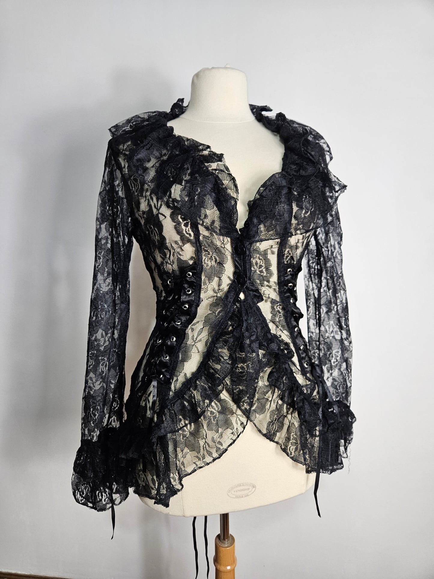 Chemisier en dentelle à laçage