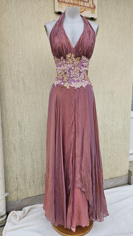 Maxi robe dos nu brodée de fleurs 100% soie