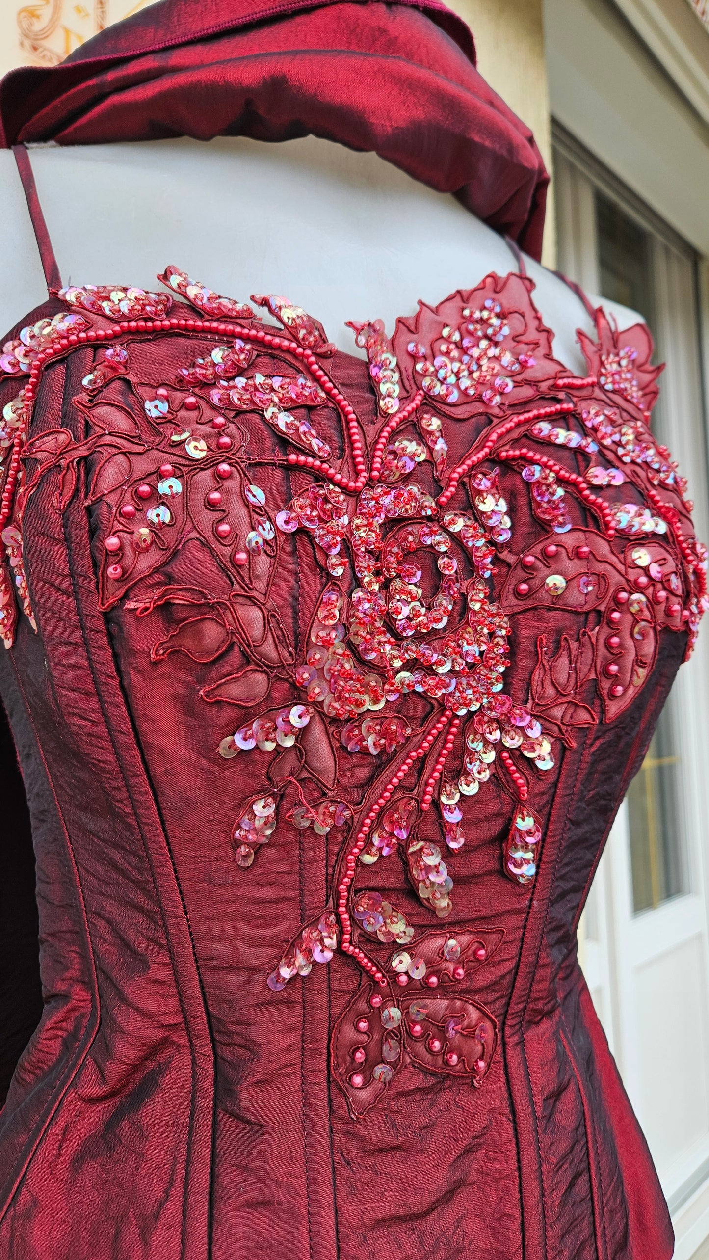 Burgundy satin and embroidered set