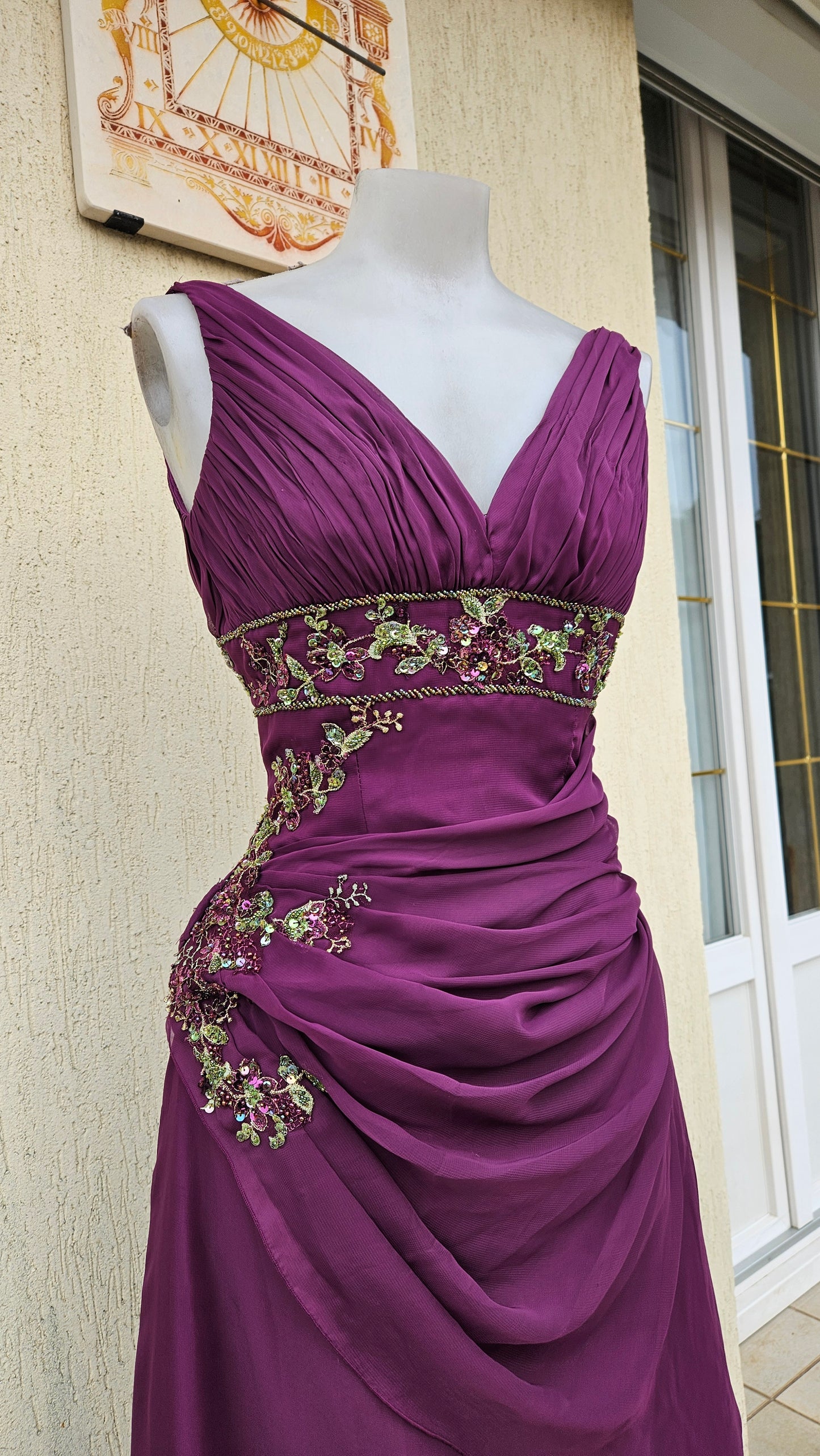 Maxi robe brodée violette