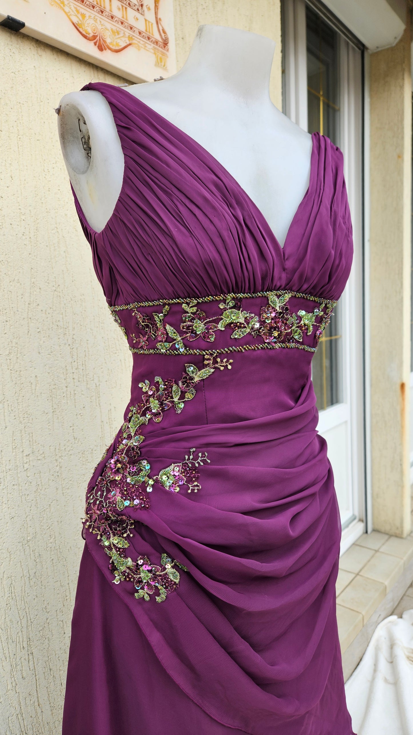 Maxi robe brodée violette