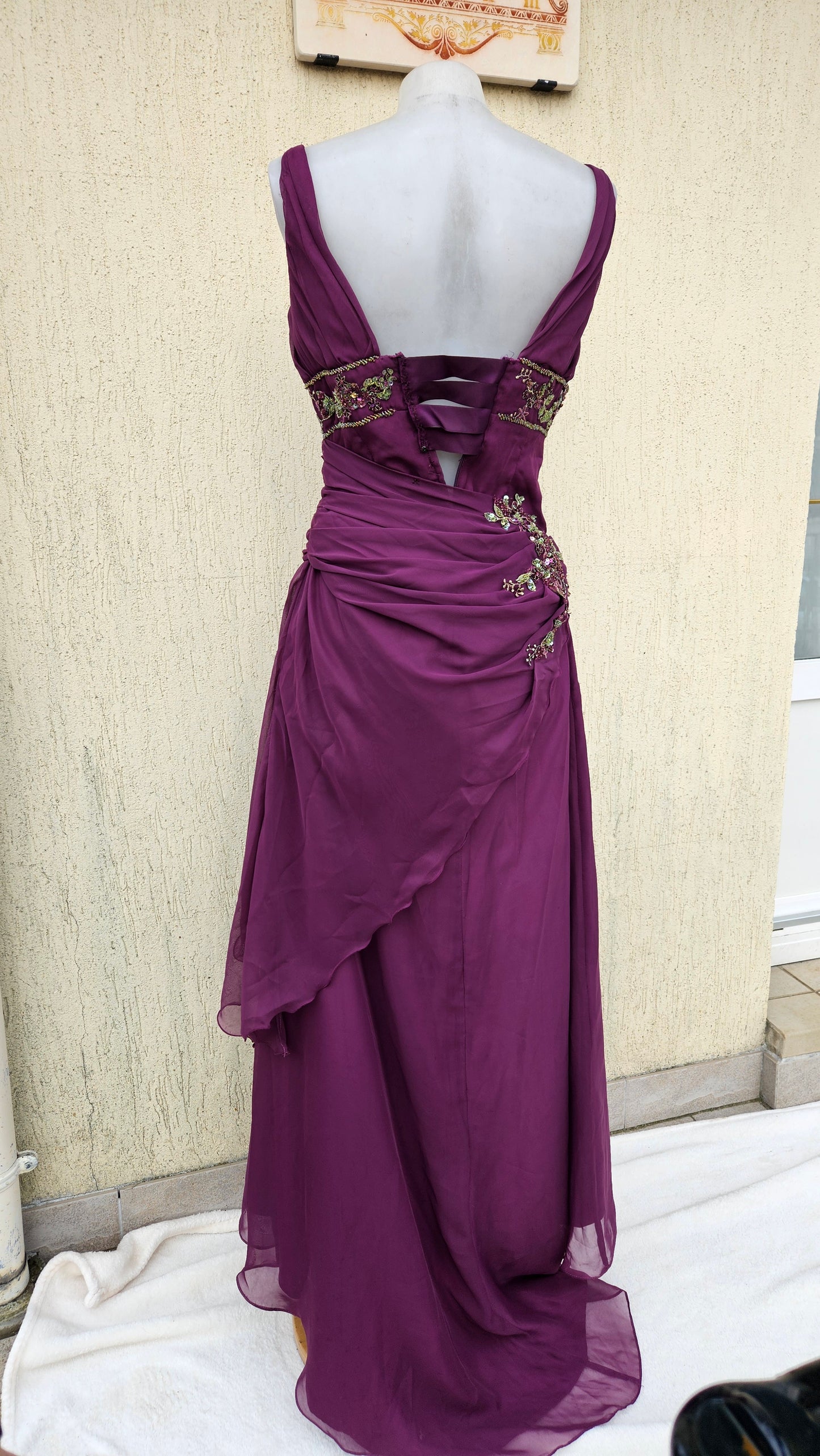 Maxi robe brodée violette