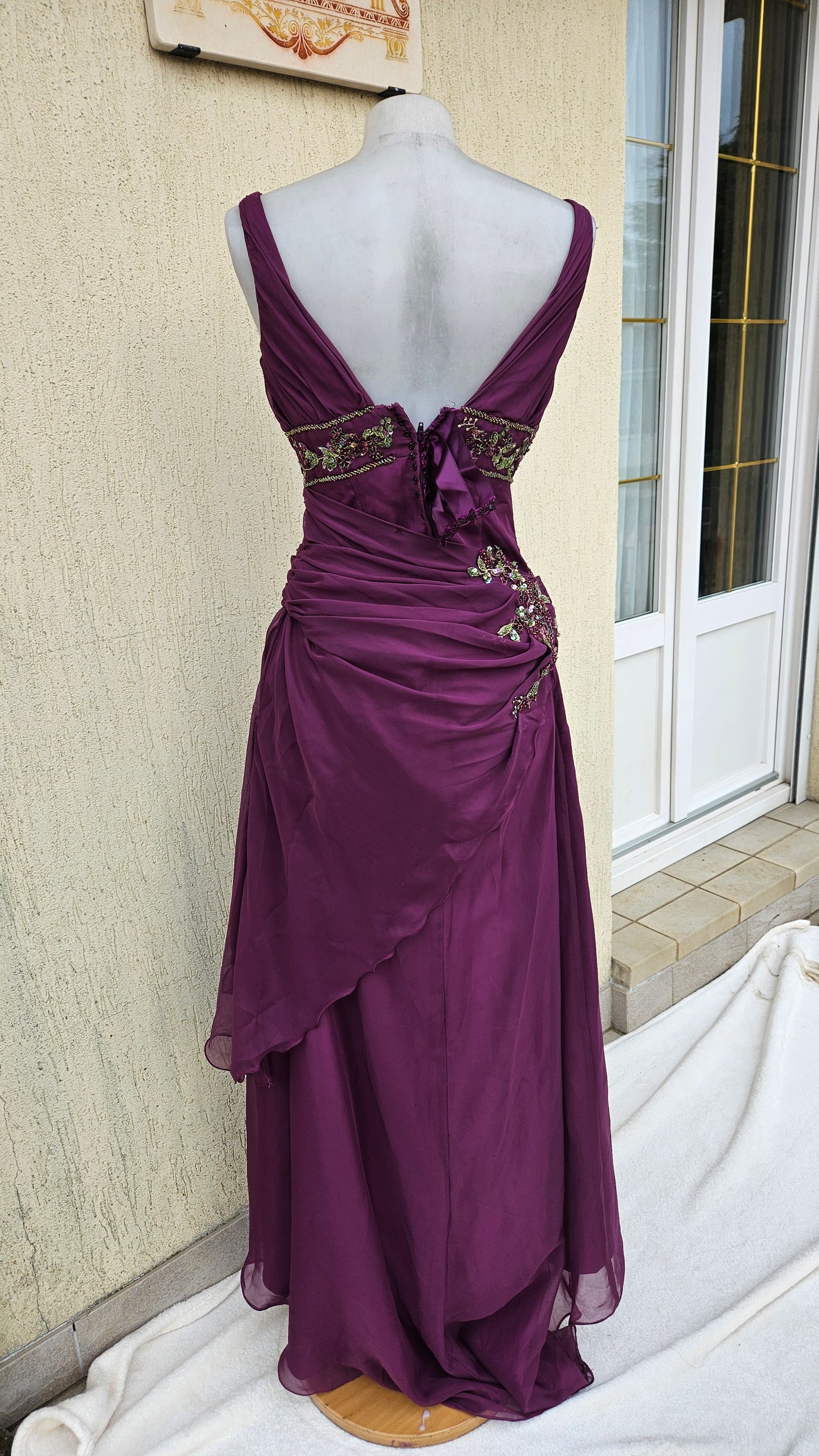 Maxi robe brodée violette