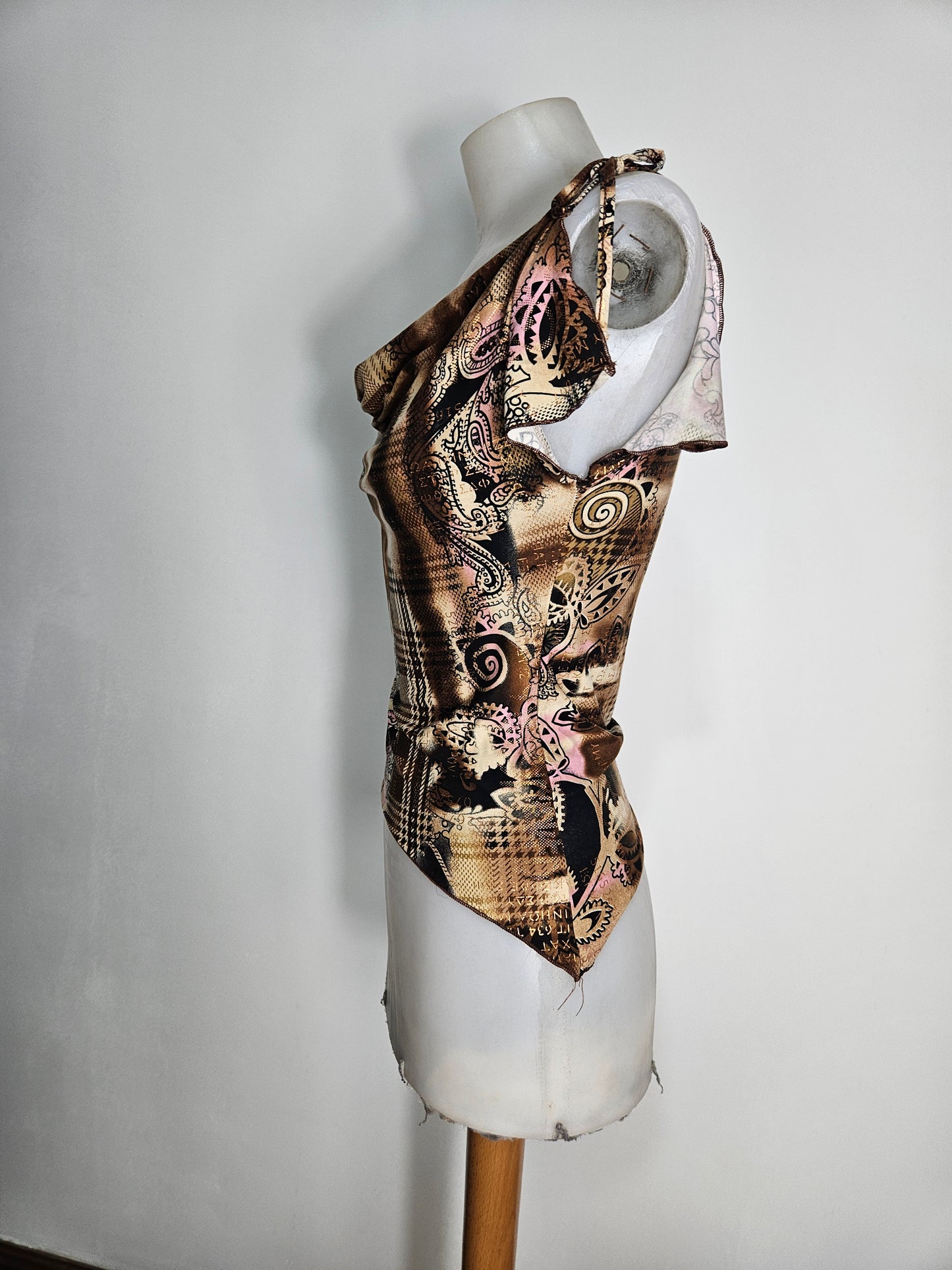 Haut col bénitier marron et beige