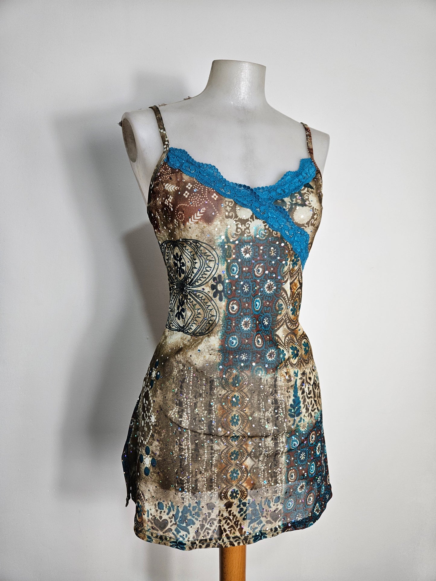 Haut en voile et strass marron & bleu