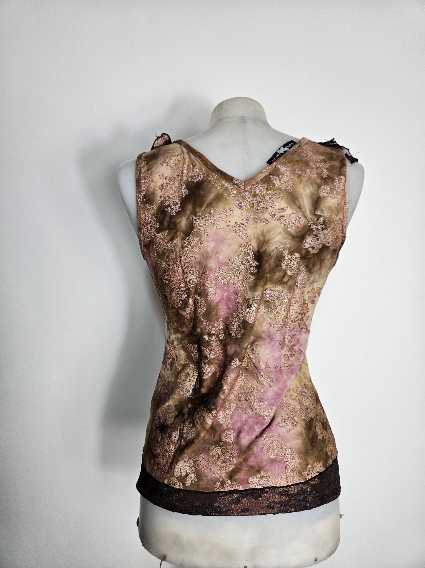 Haut en dentelle tons rose et marron