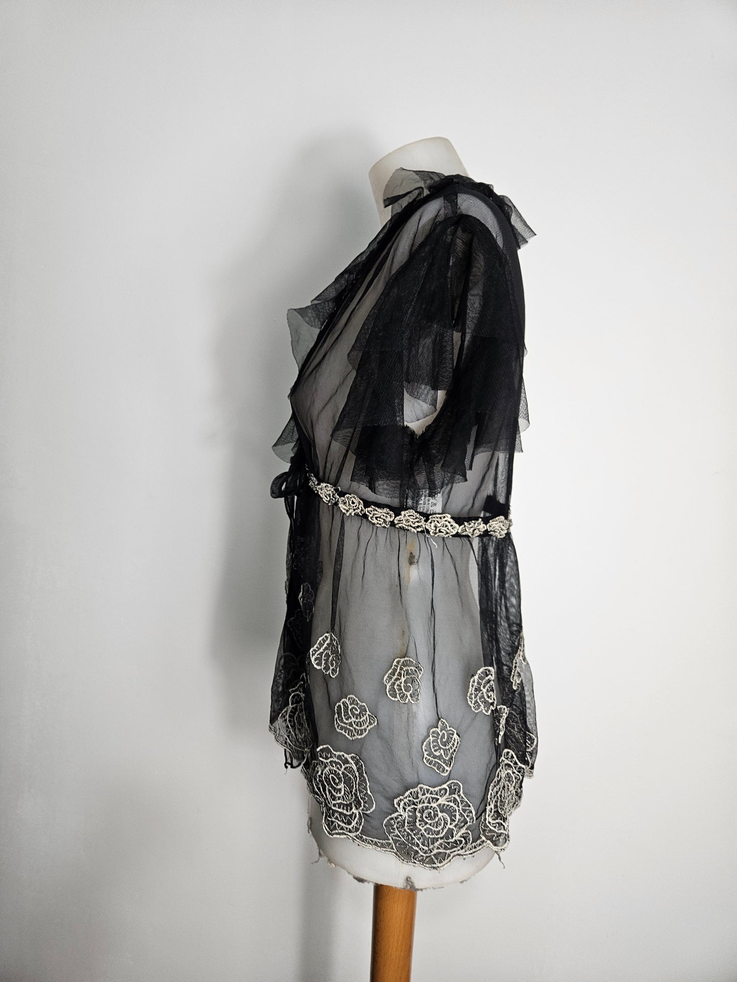 Haut en voile René Derhy