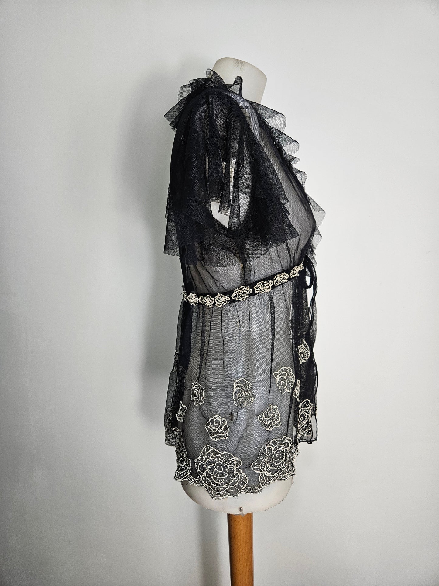 Haut en voile René Derhy