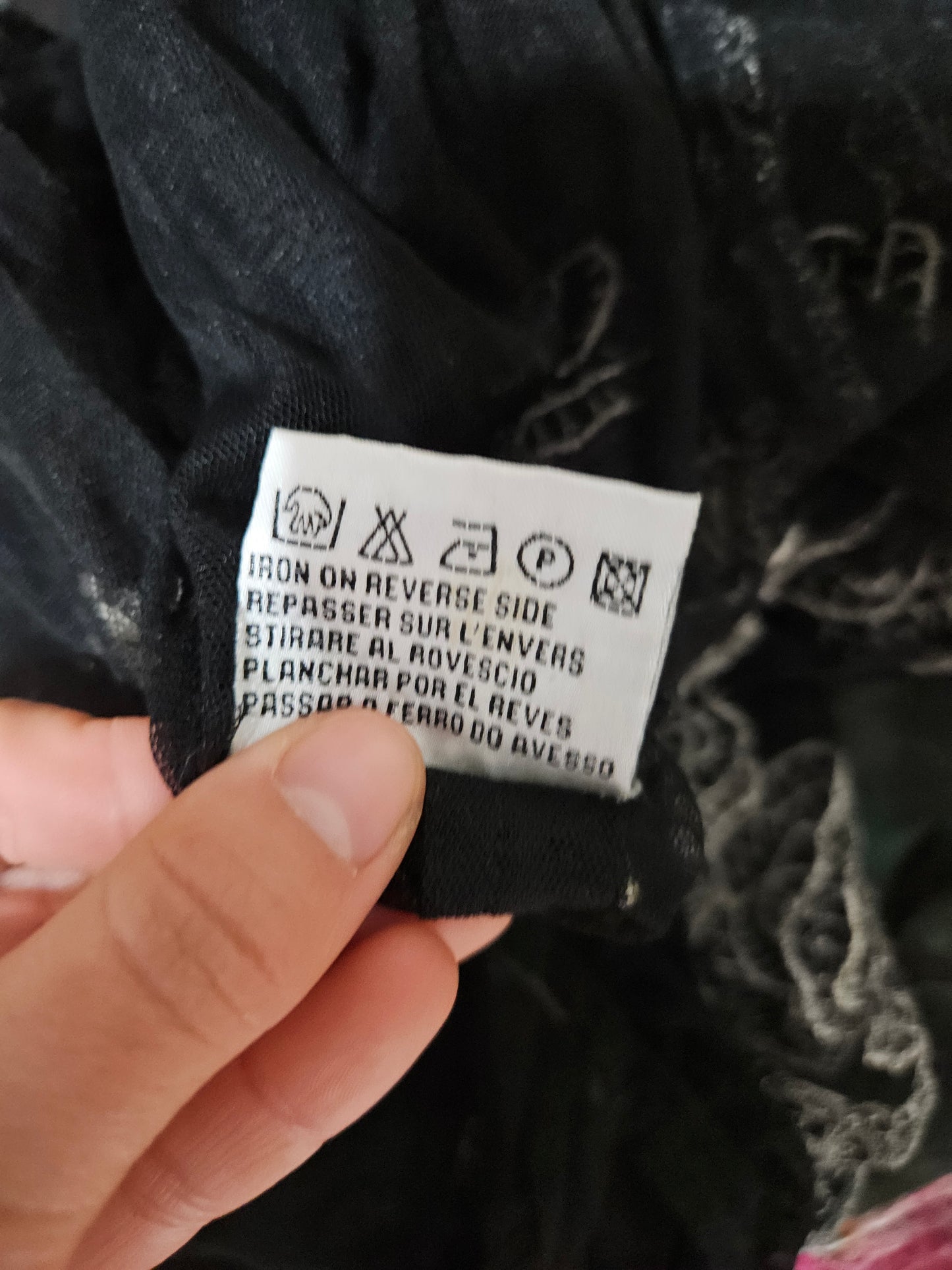 Haut en voile René Derhy