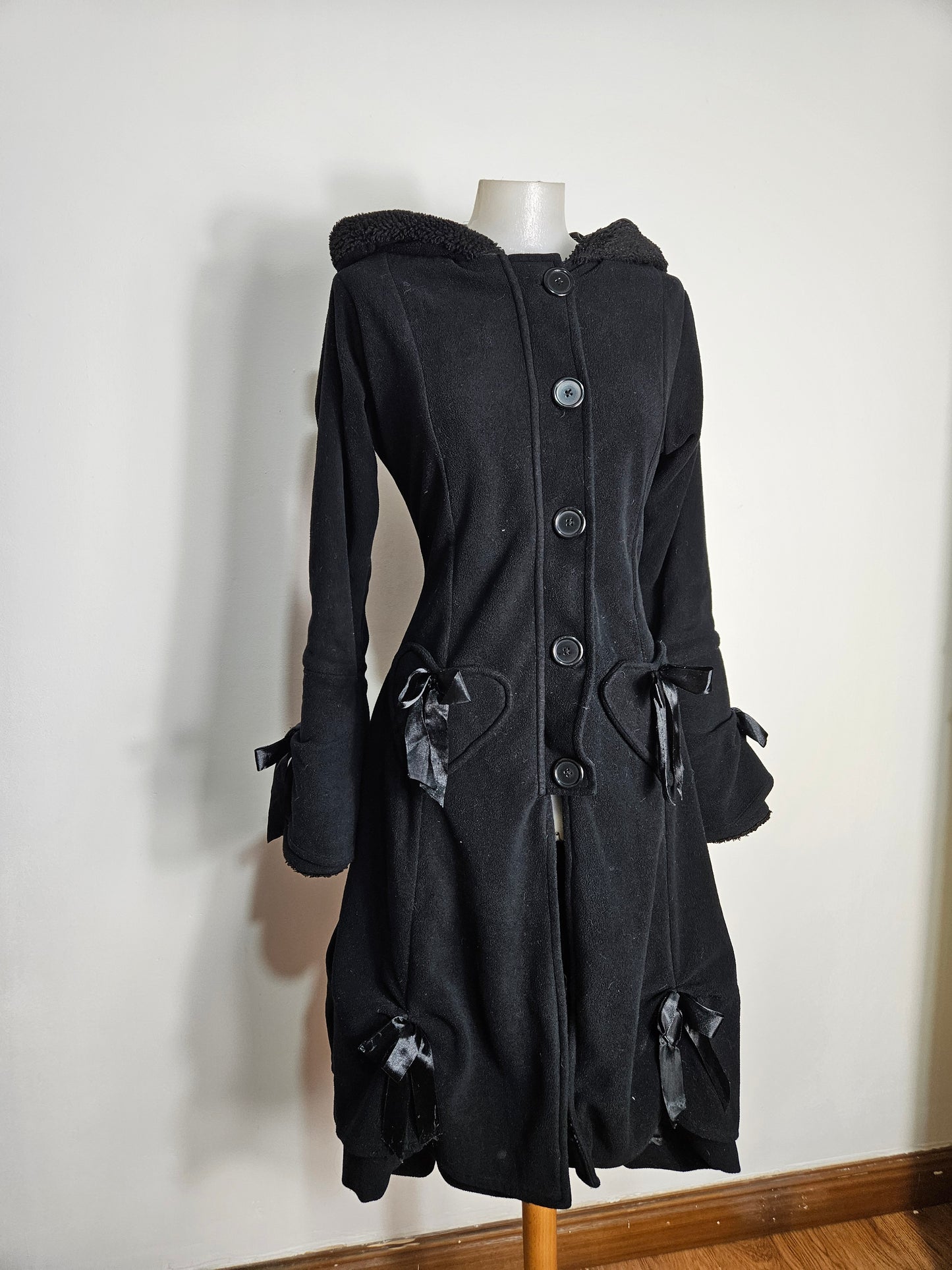 Long manteau à laçages