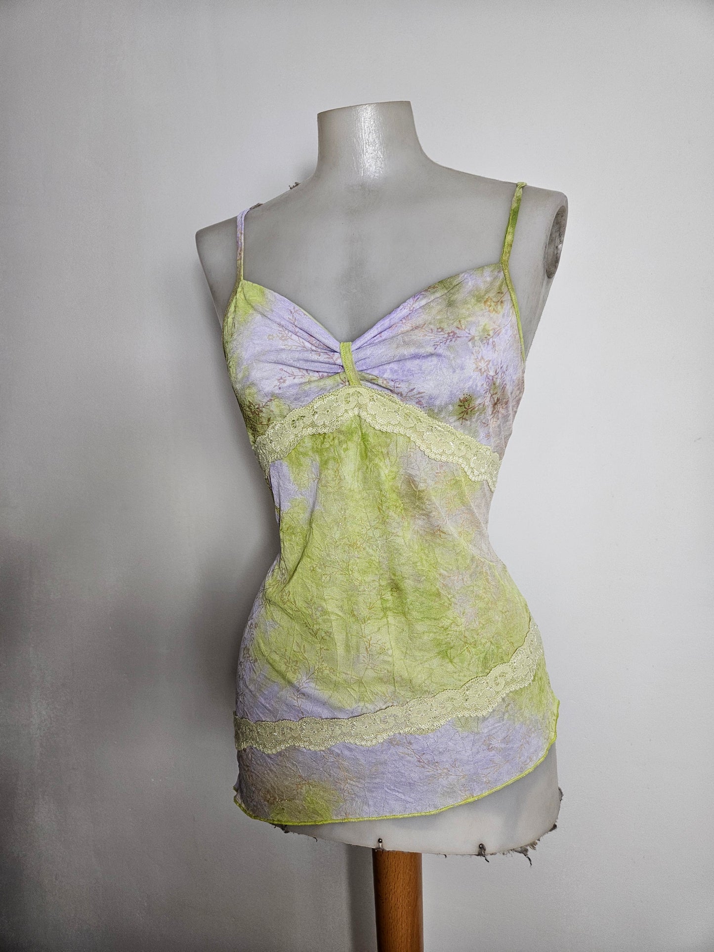 Haut en voile vert et lila