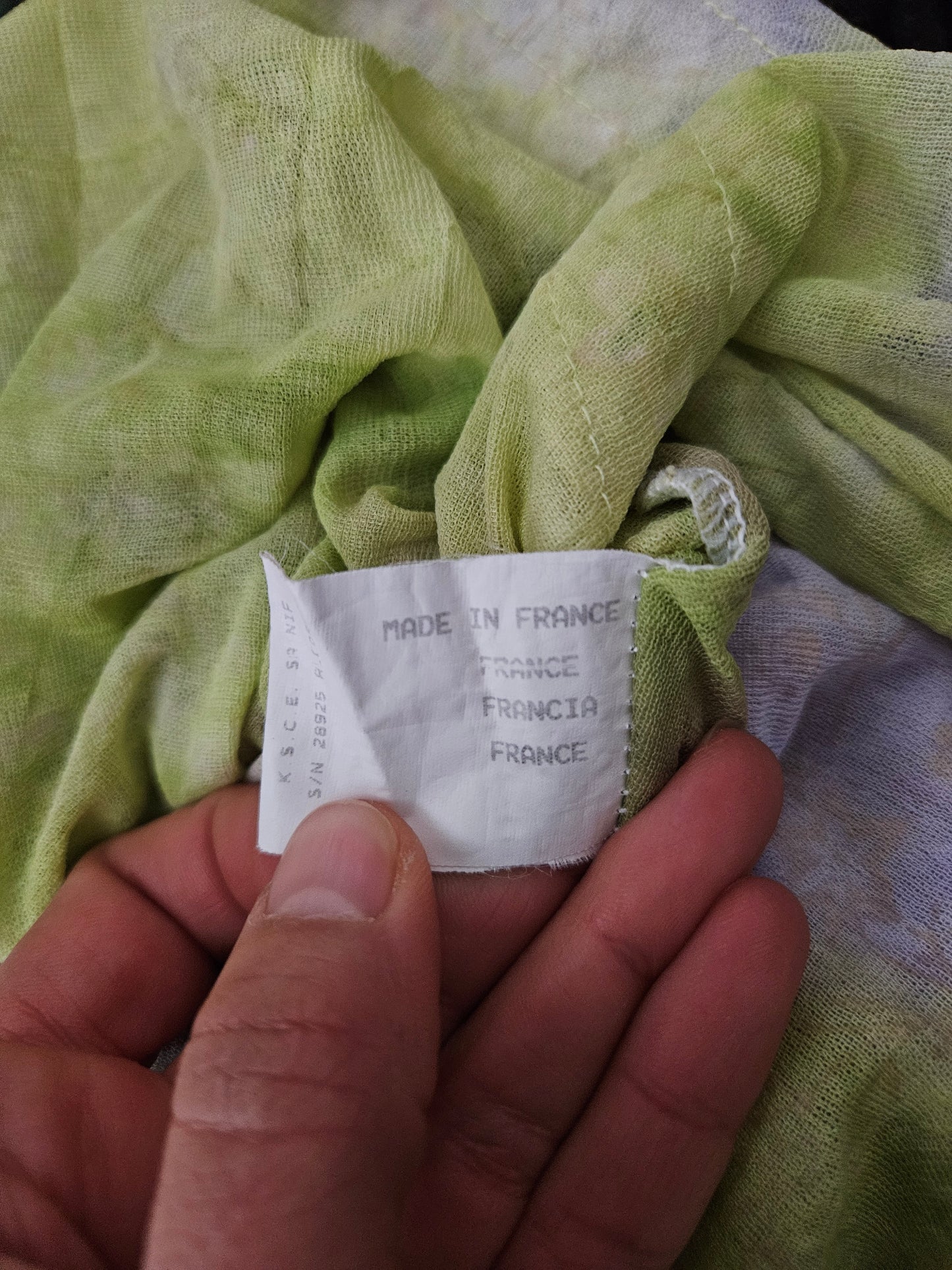 Haut en voile vert et lila