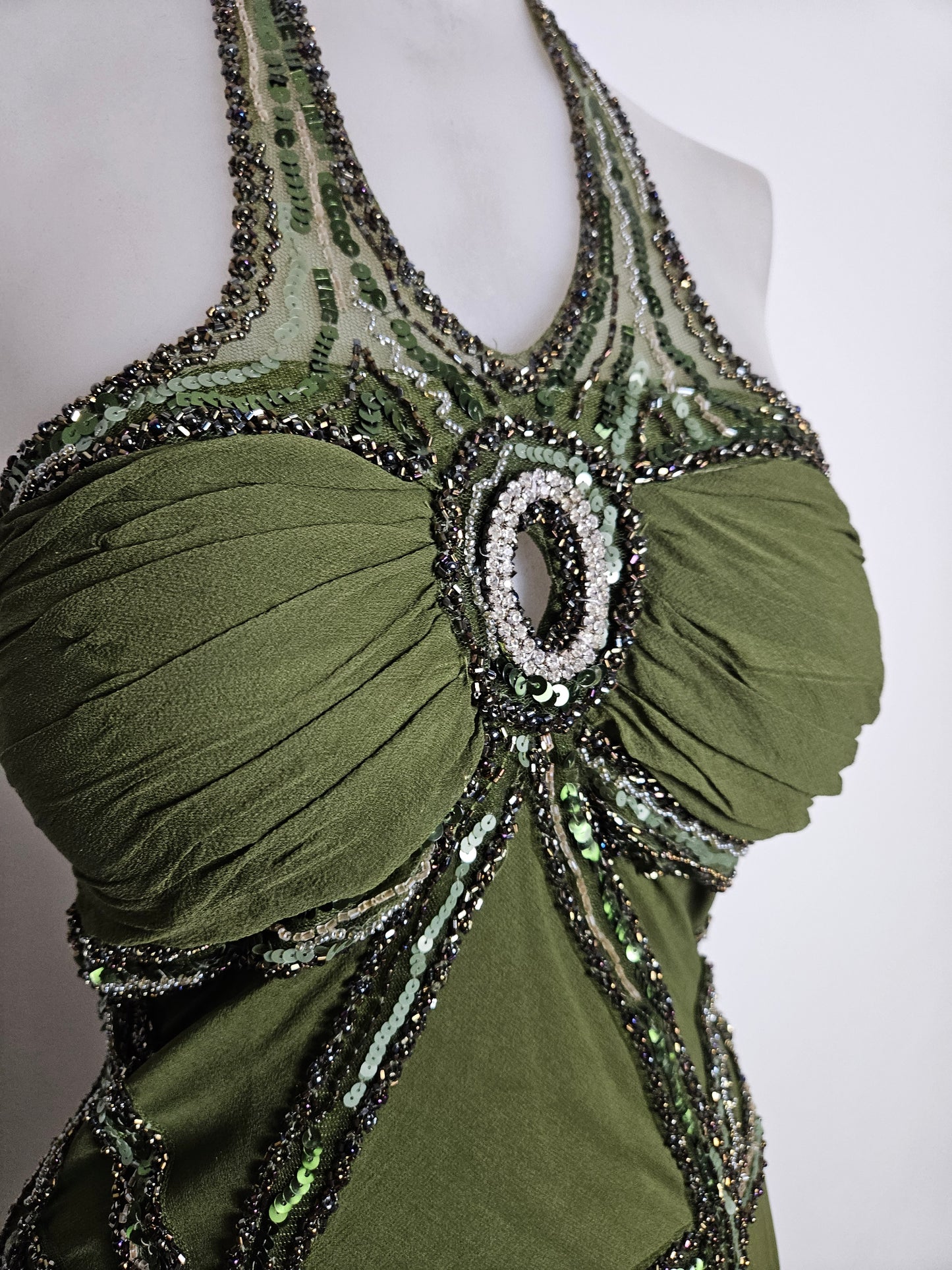 Maxivestido de seda bordado