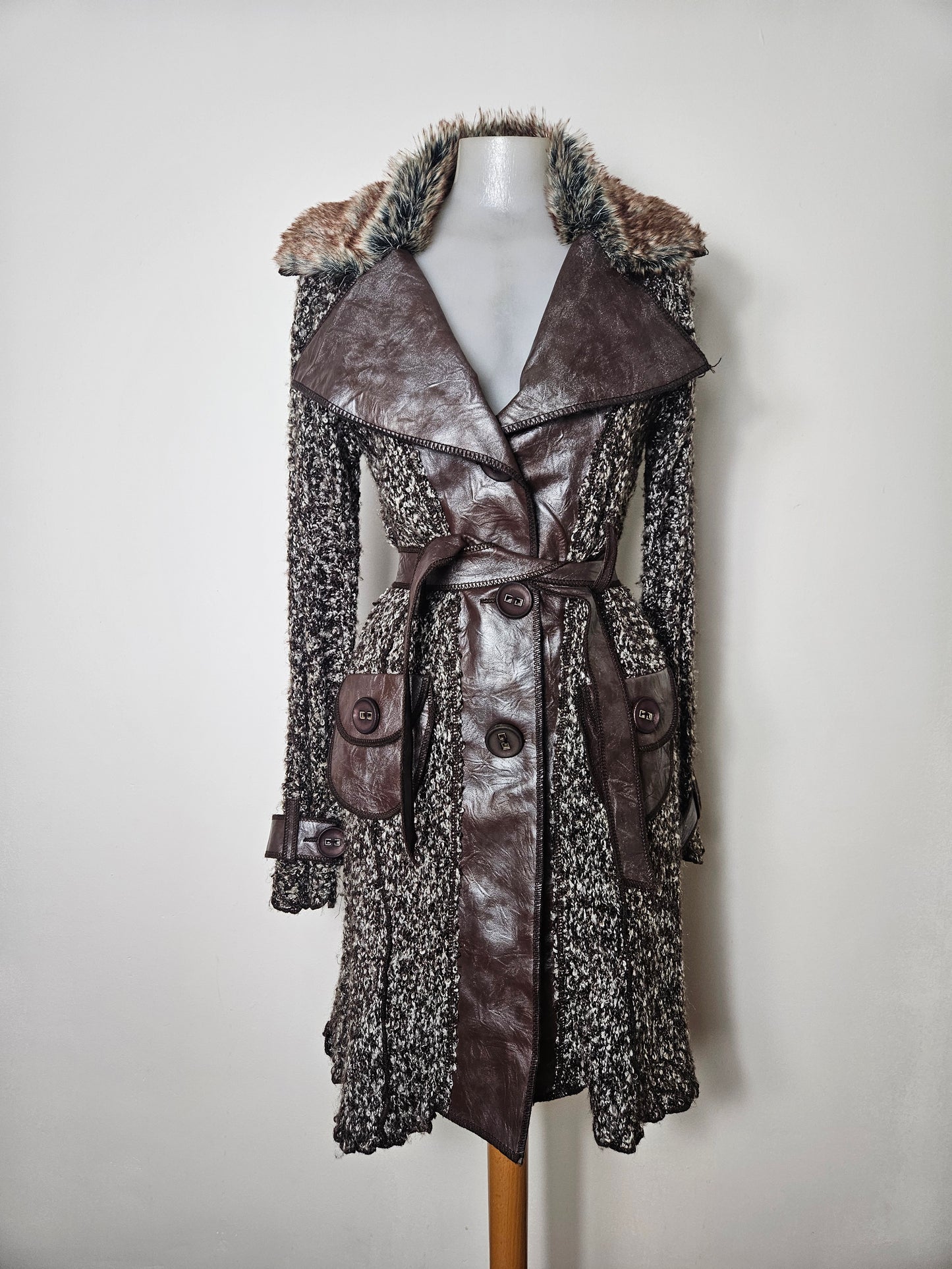 Lightweight multi-material coat