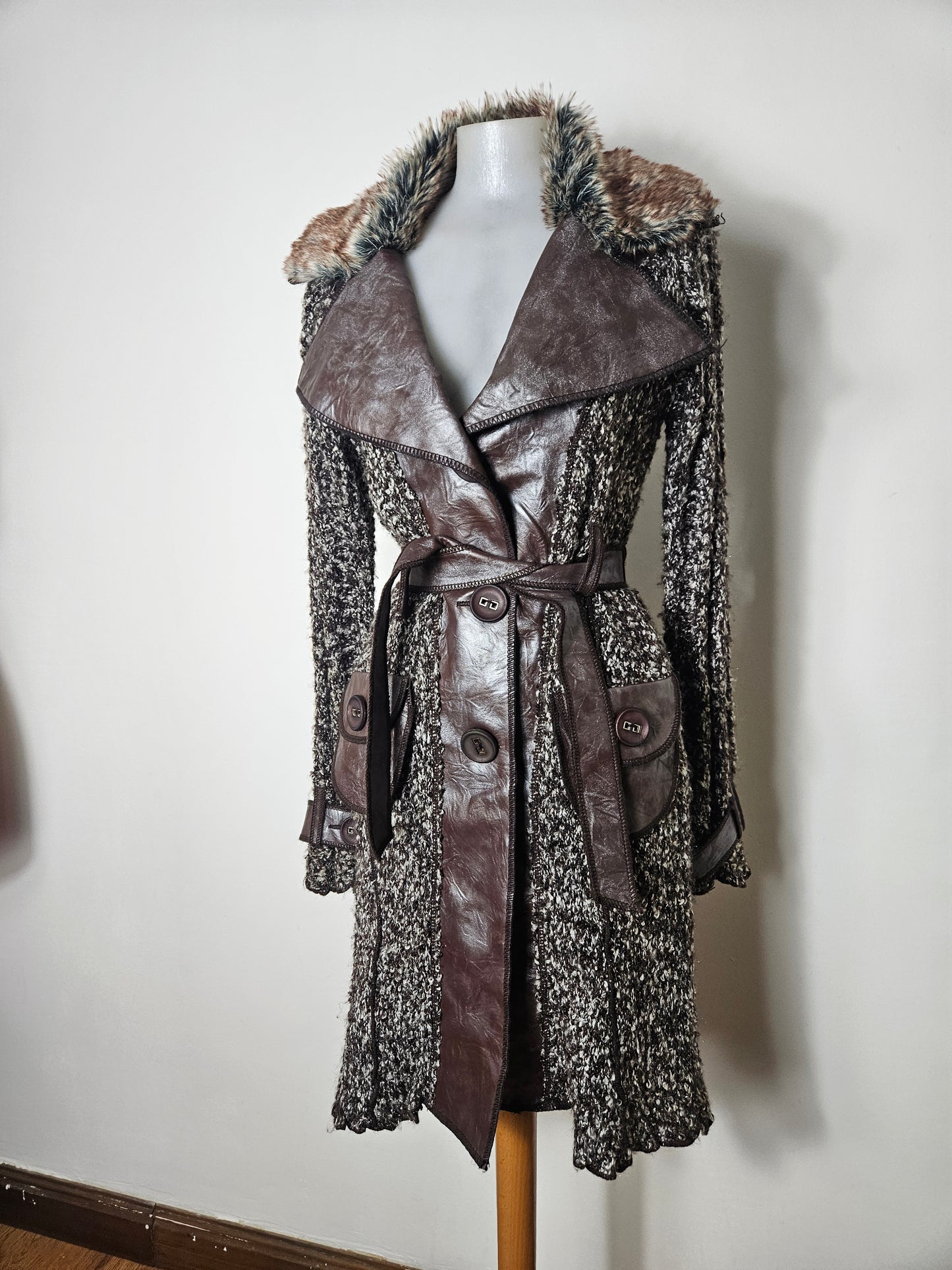 Lightweight multi-material coat