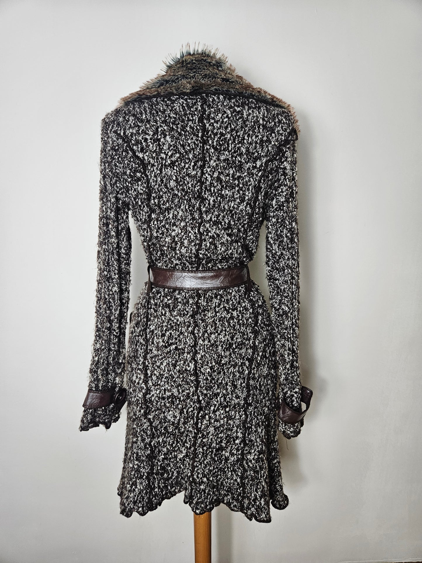 Lightweight multi-material coat