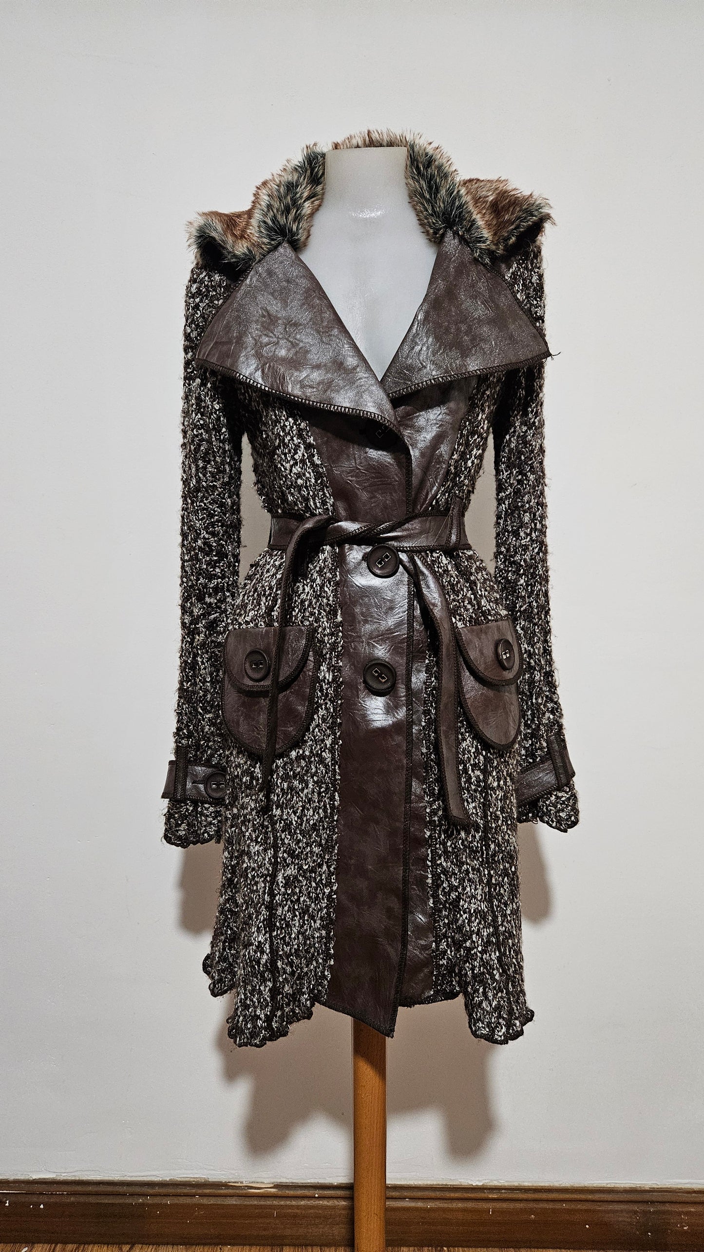 Lightweight multi-material coat