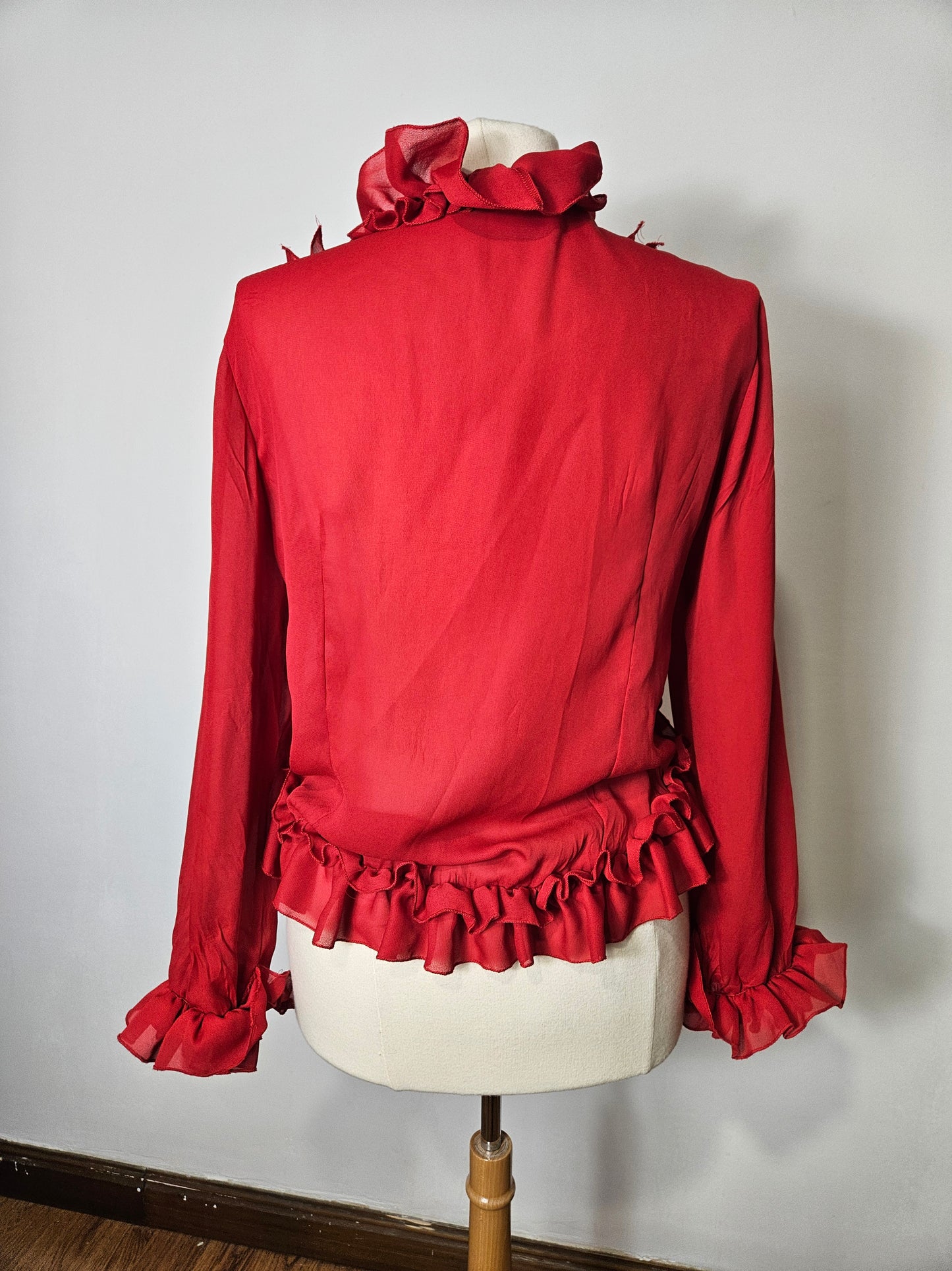 Chemisier en voile rouge