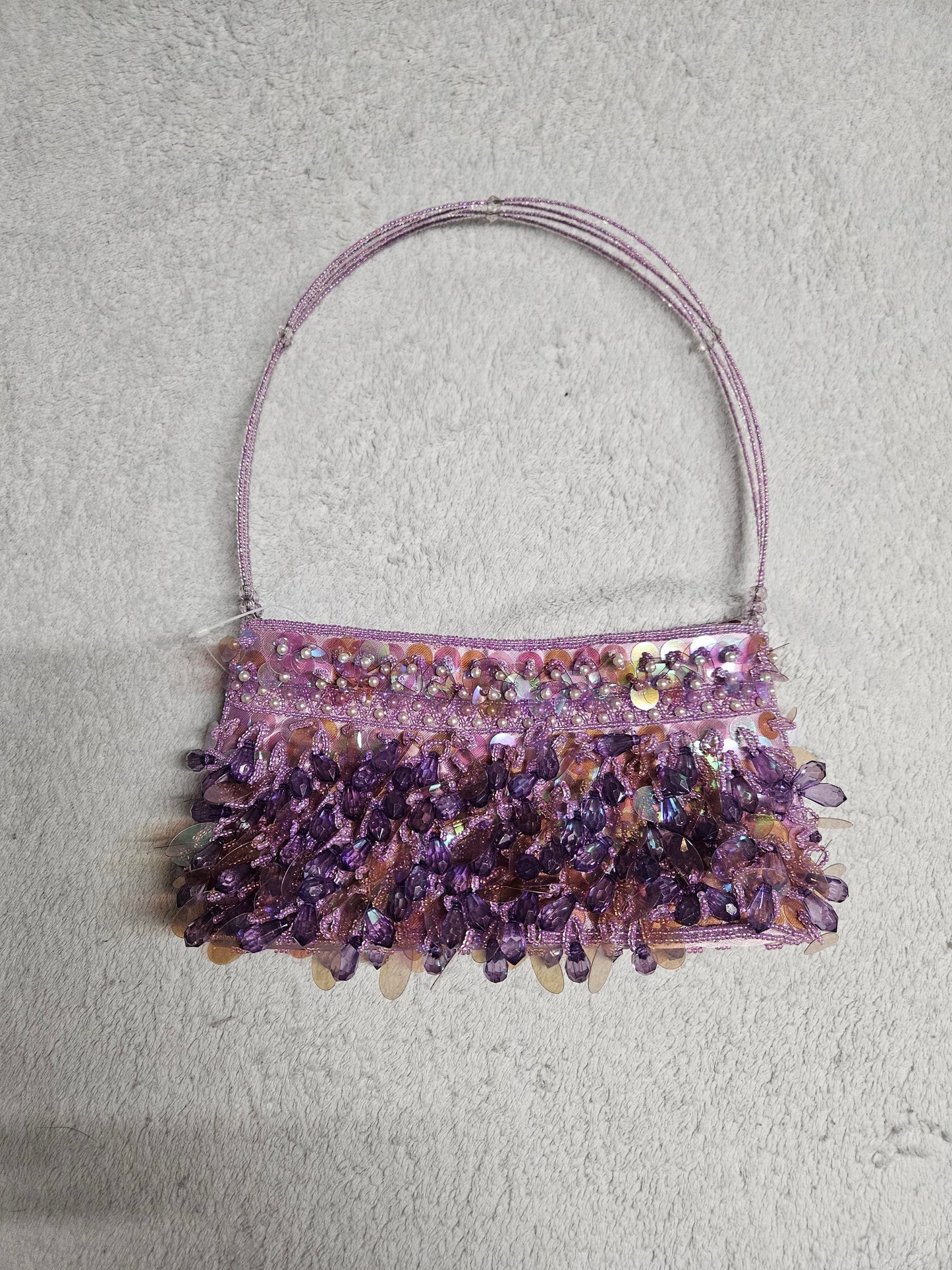Pochette lila perles et sequins