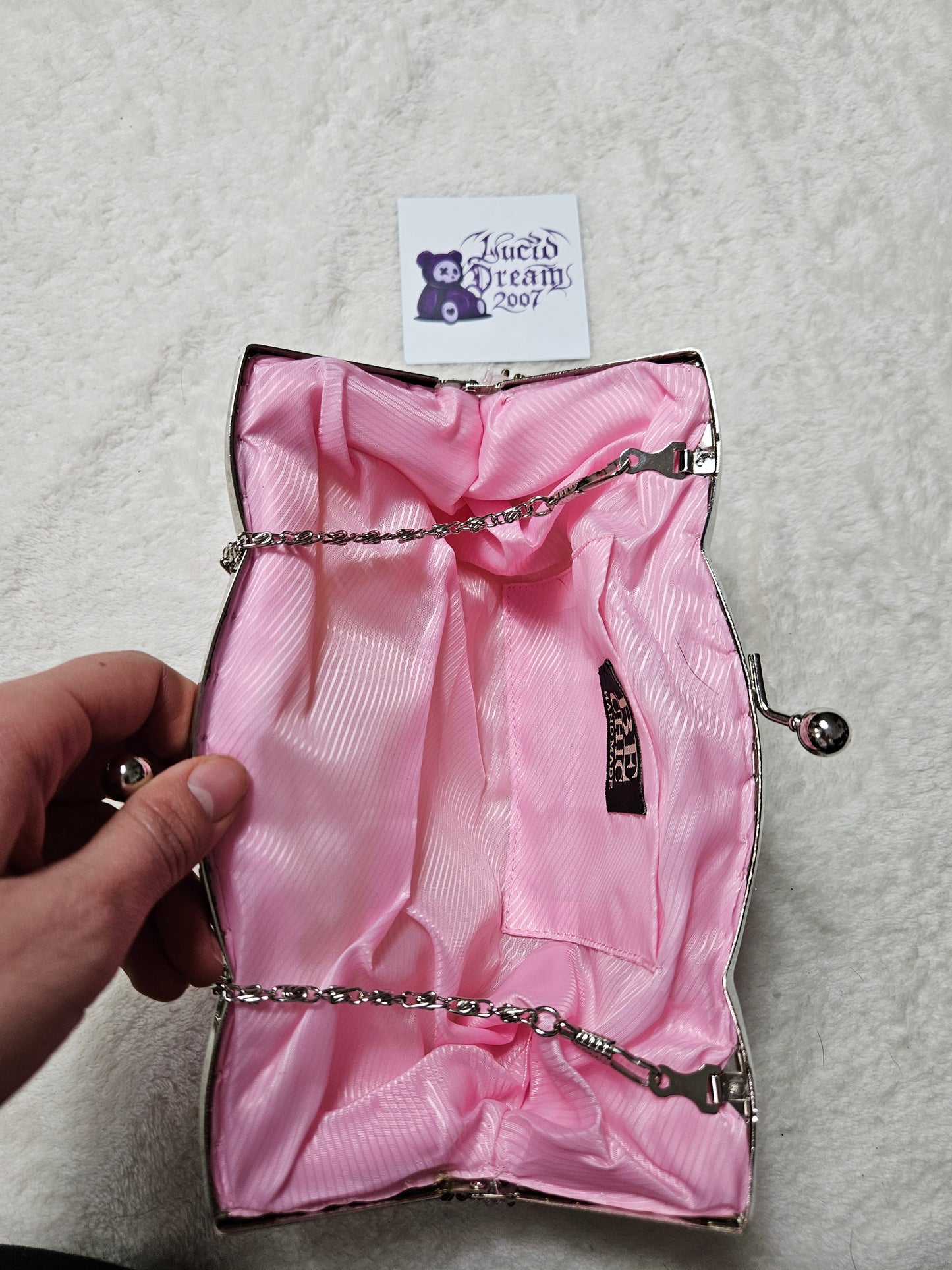 Bag embroidered with beads and sequins