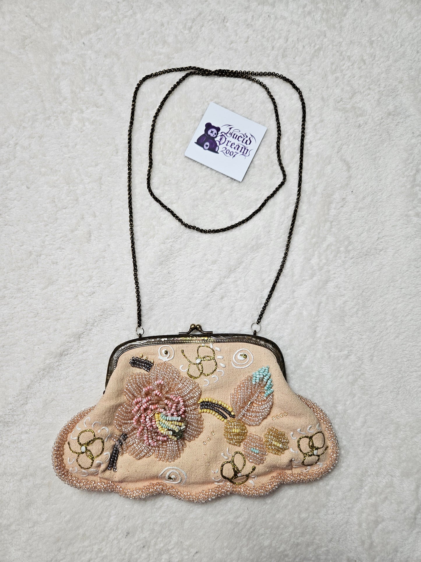 Cartera de mano de lona bordada con perlas y lentejuelas