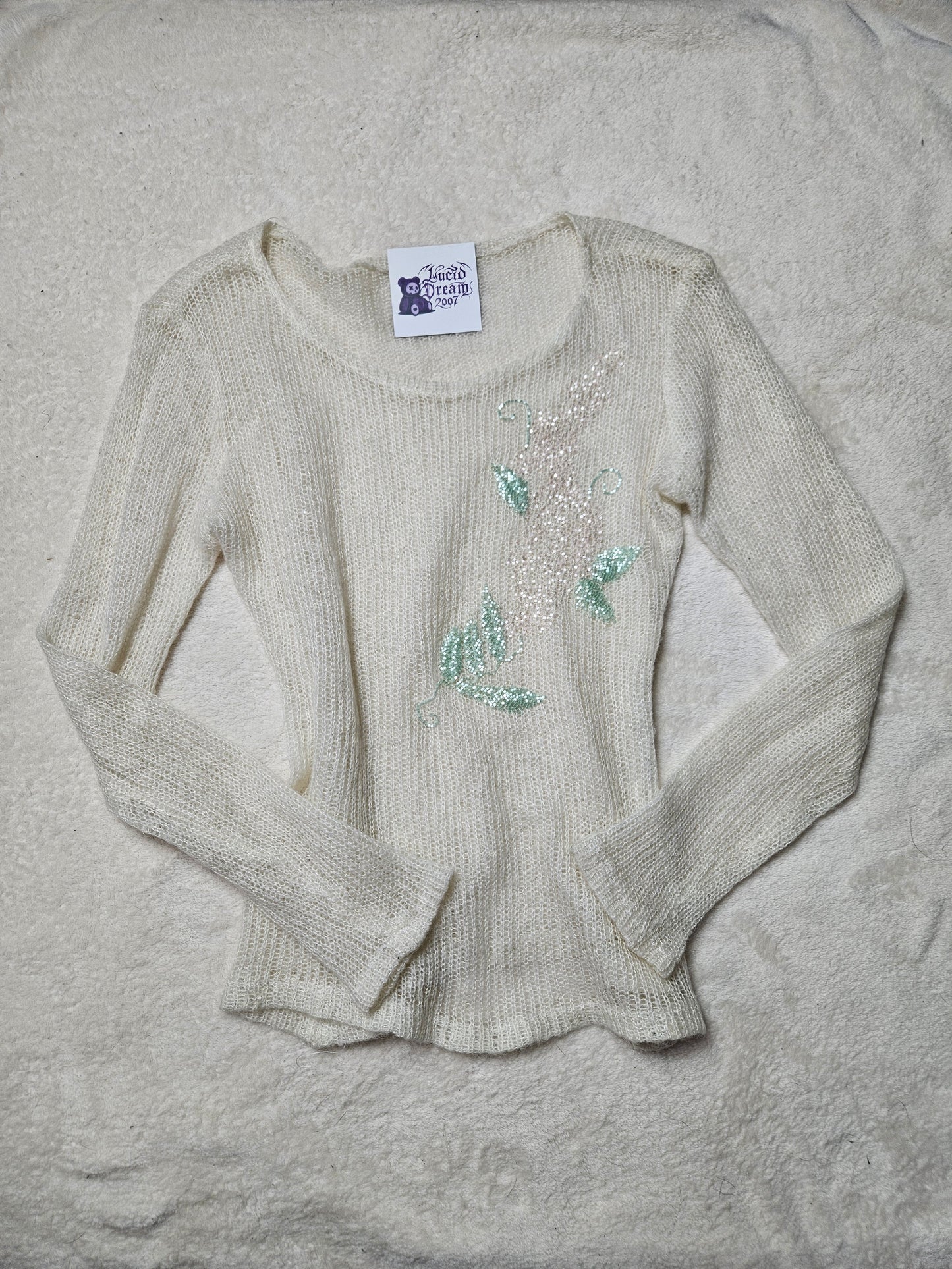 Pull en maille fine brodée